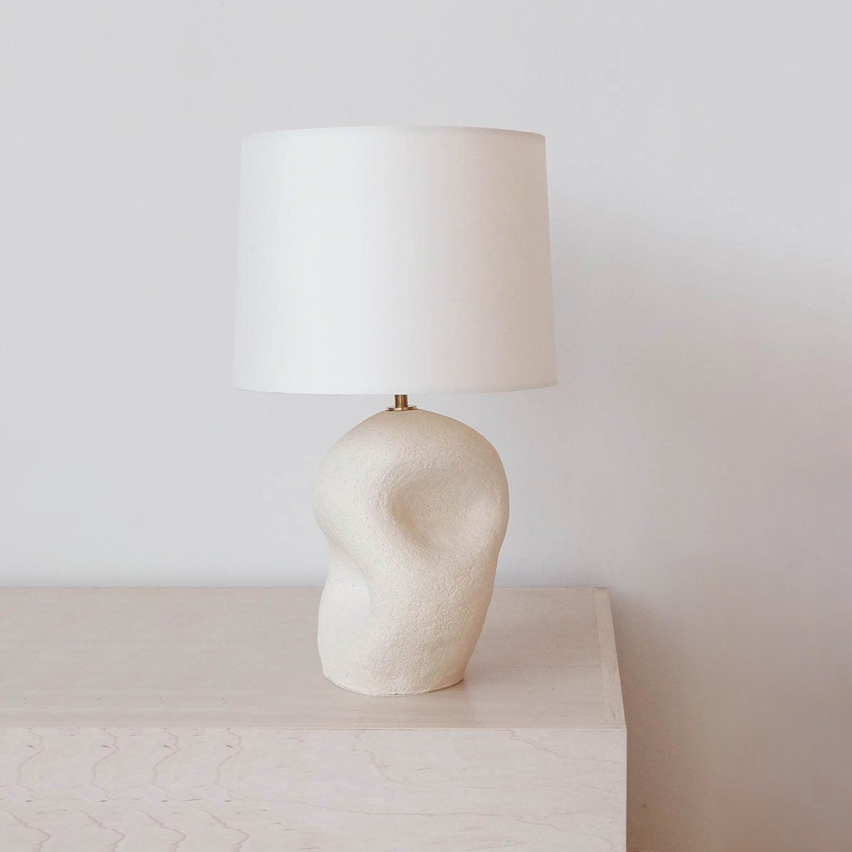 Aria Thatcher Table Lamp