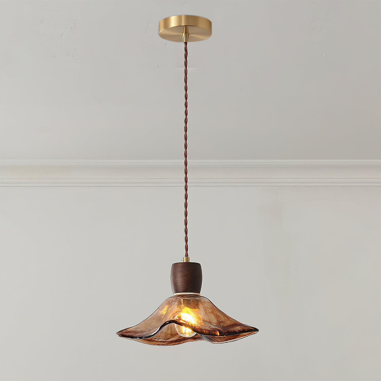 Model B of the Keju Pendant Light against a plain background.