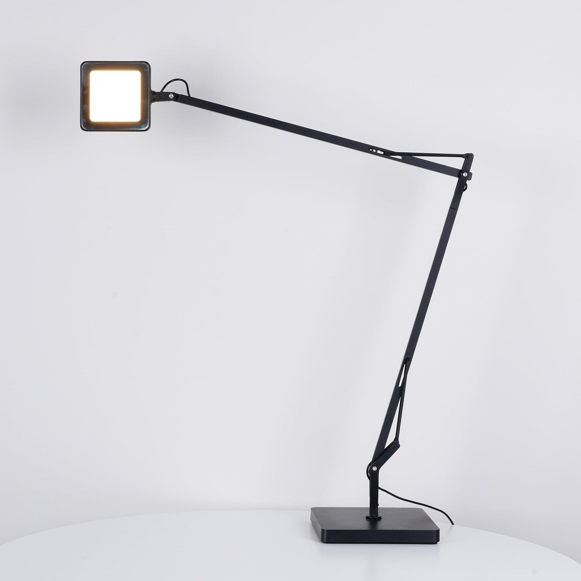 Tevenu Aluminum Industrial Table Lamp-Neutral Decor
