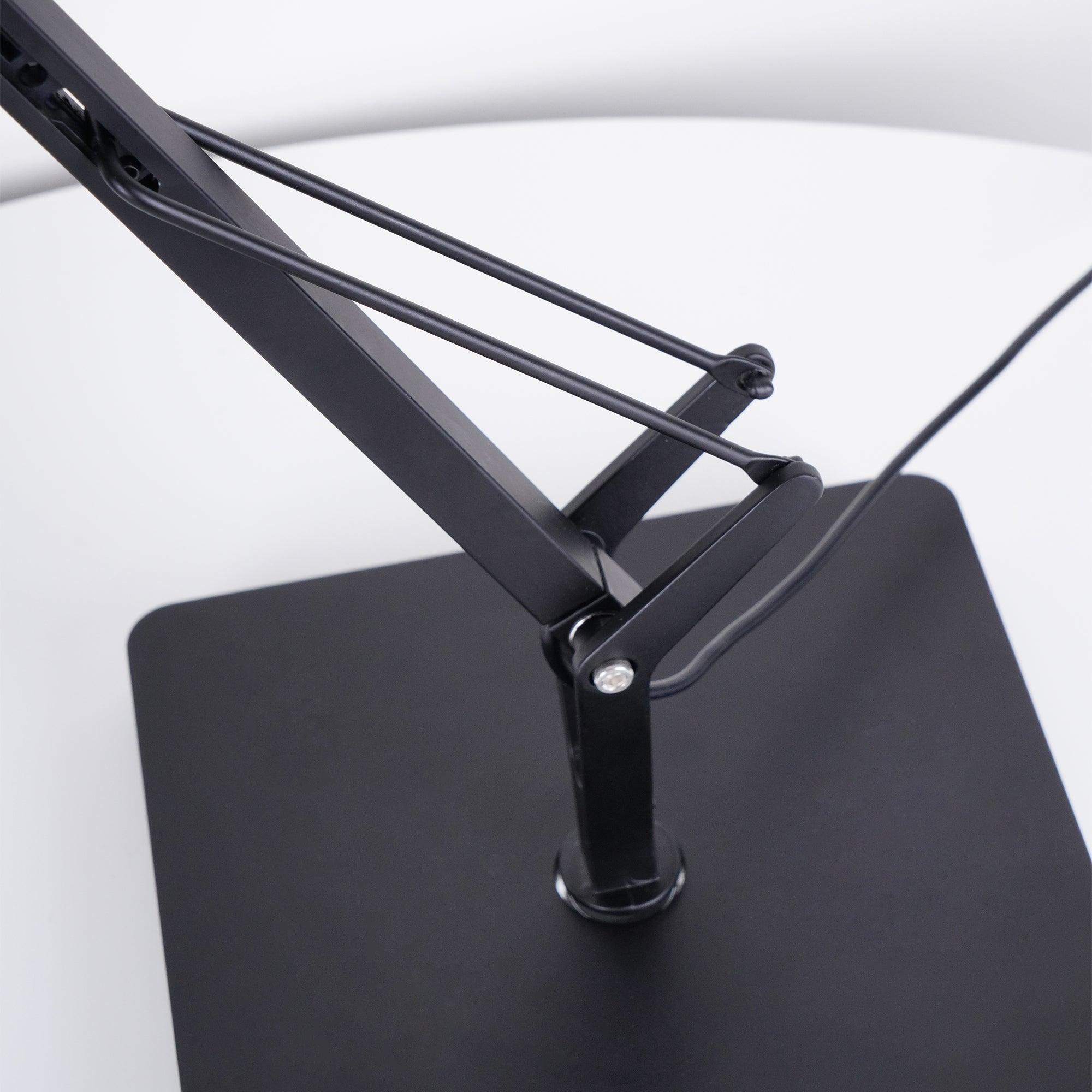 Tevenu Aluminum Industrial Table Lamp-Neutral Decor