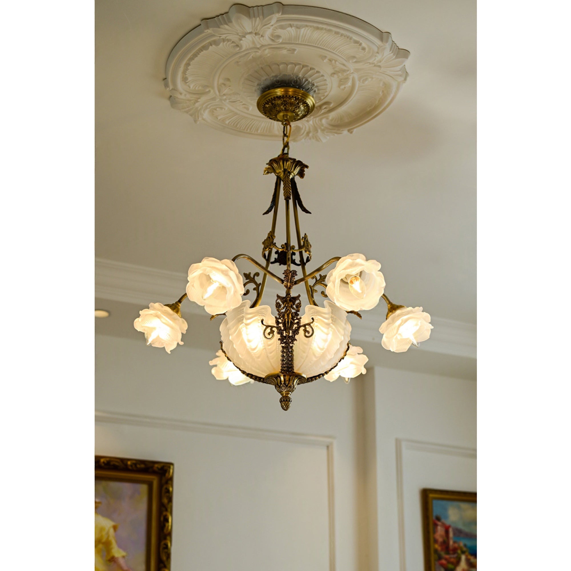 Top-down view displaying the arrangement of the chandelier's arms.