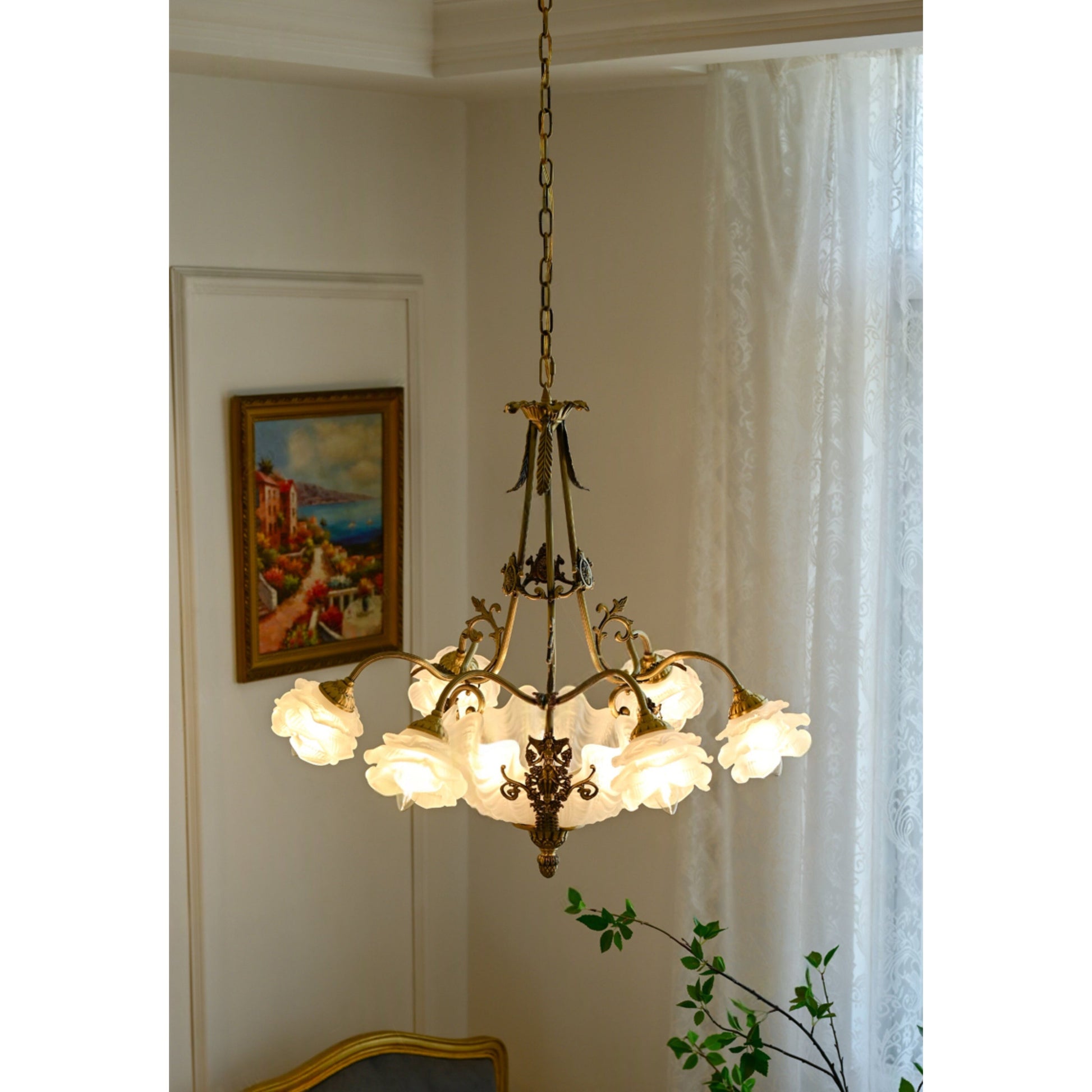The white finish version of the Kensington Palace Chandelier.