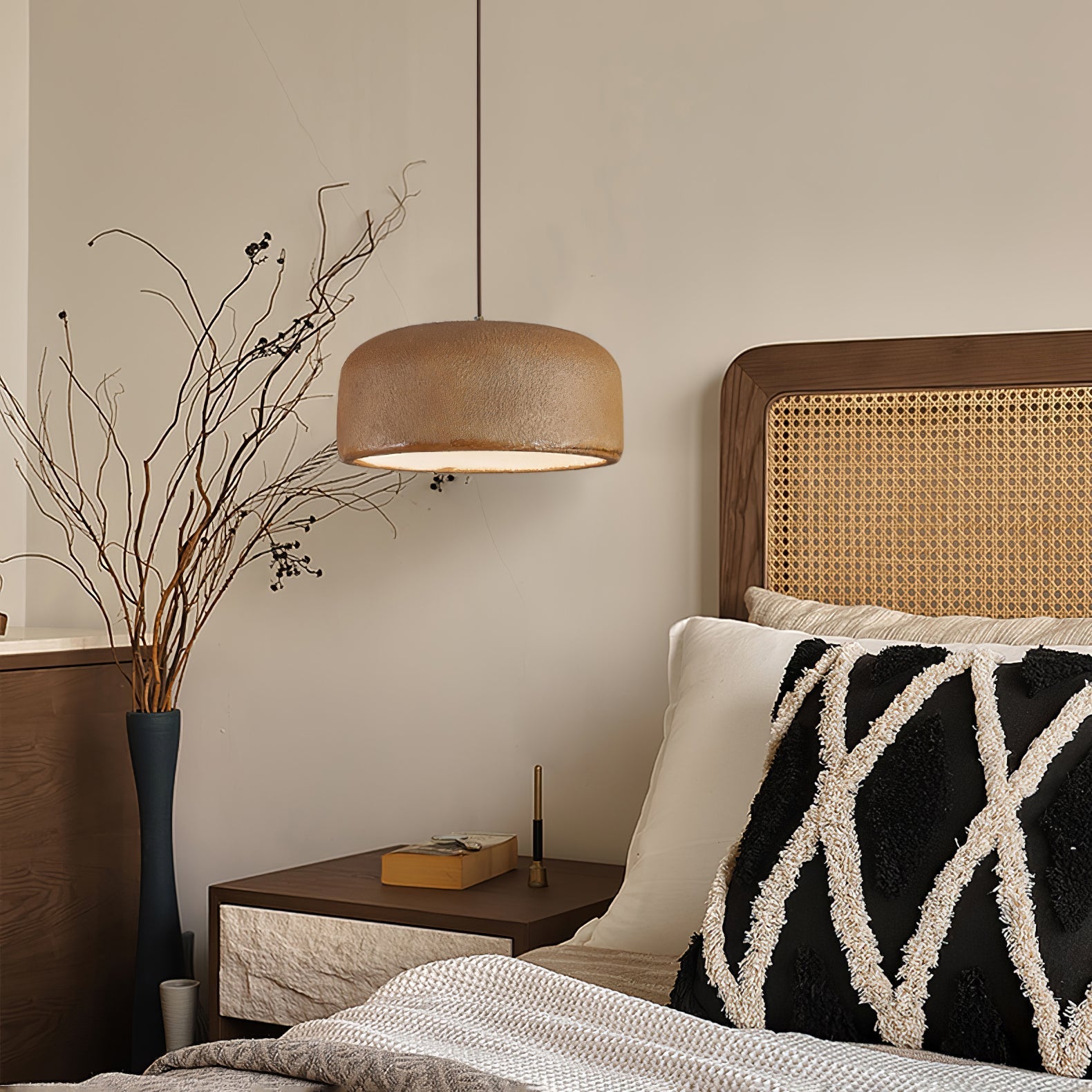 Sevenor Resin Scandinavian Pendant Lamp-Neutral Decor