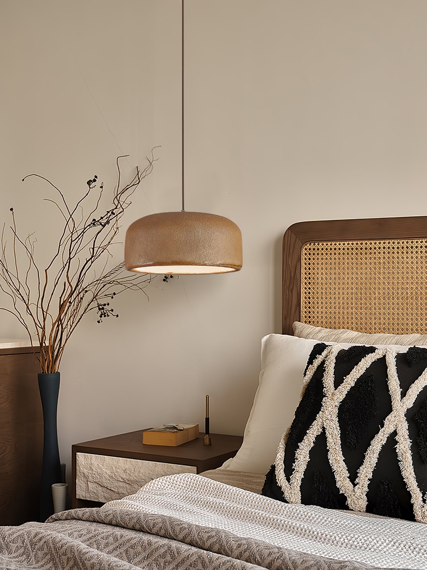 Sevenor Resin Scandinavian Pendant Lamp-Neutral Decor