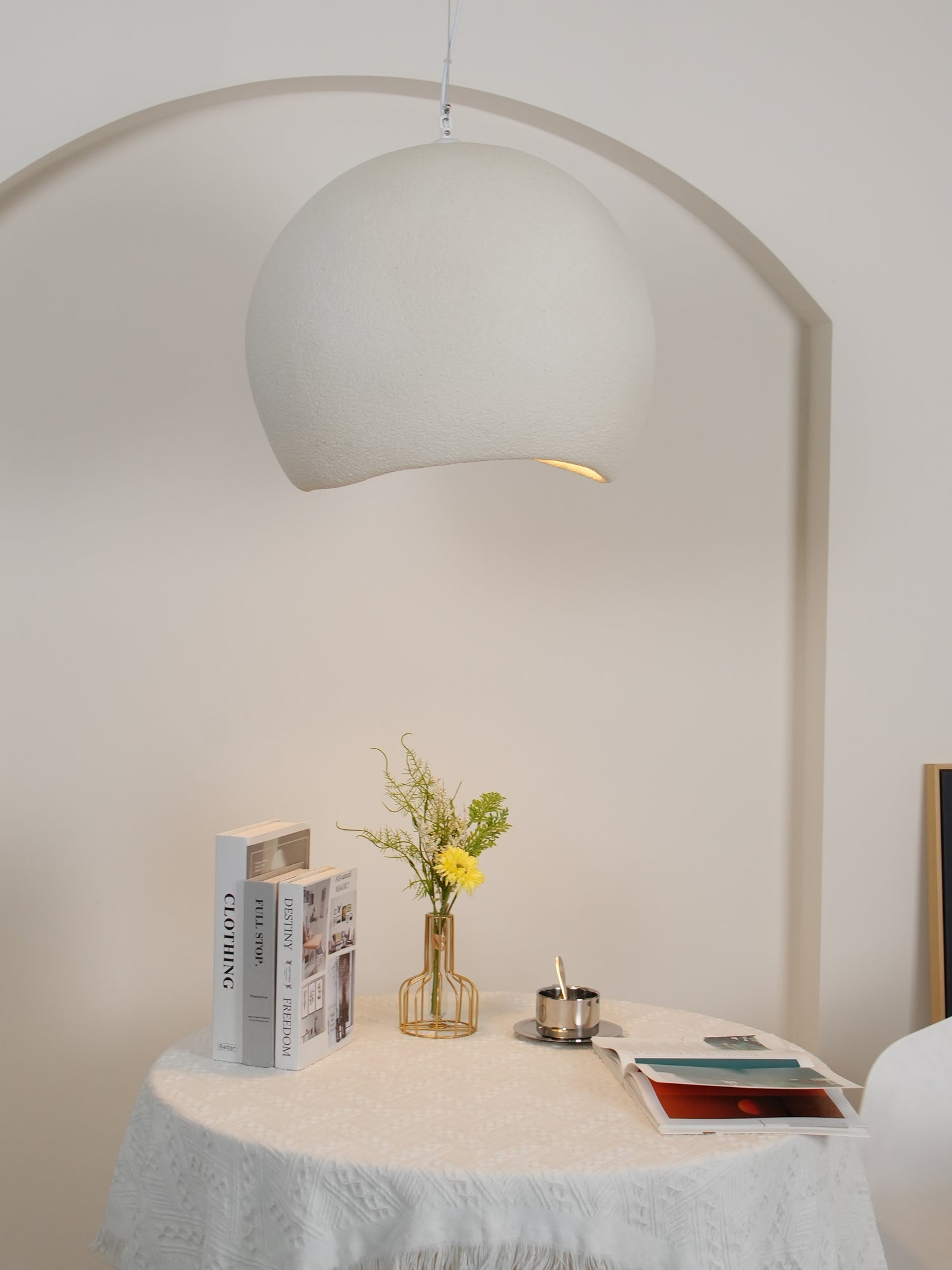 Reloza Modern Minimalist Resin Pendant Light-Neutral Decor