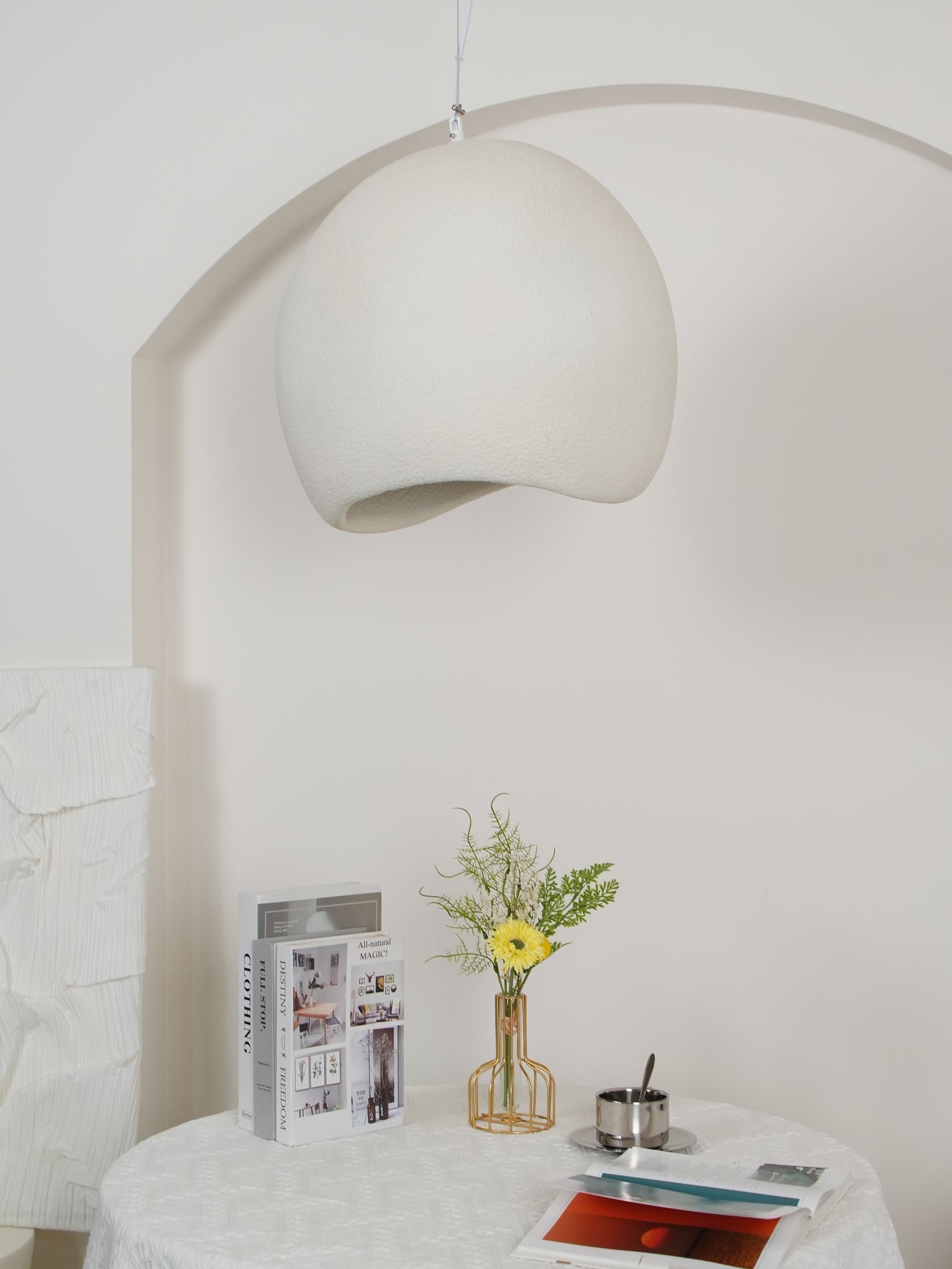 Reloza Modern Minimalist Resin Pendant Light-Neutral Decor