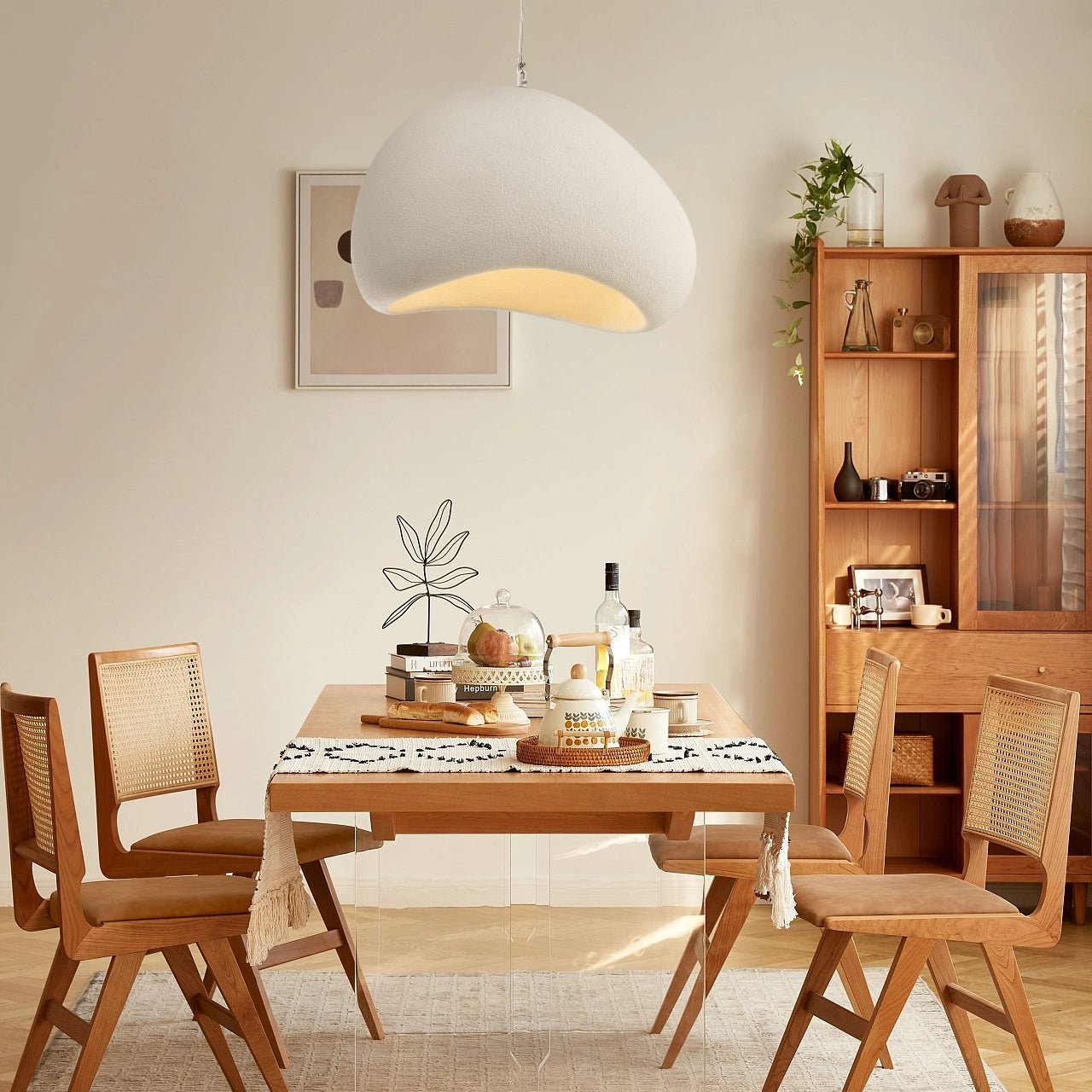 Reloza Modern Minimalist Resin Pendant Light-Neutral Decor
