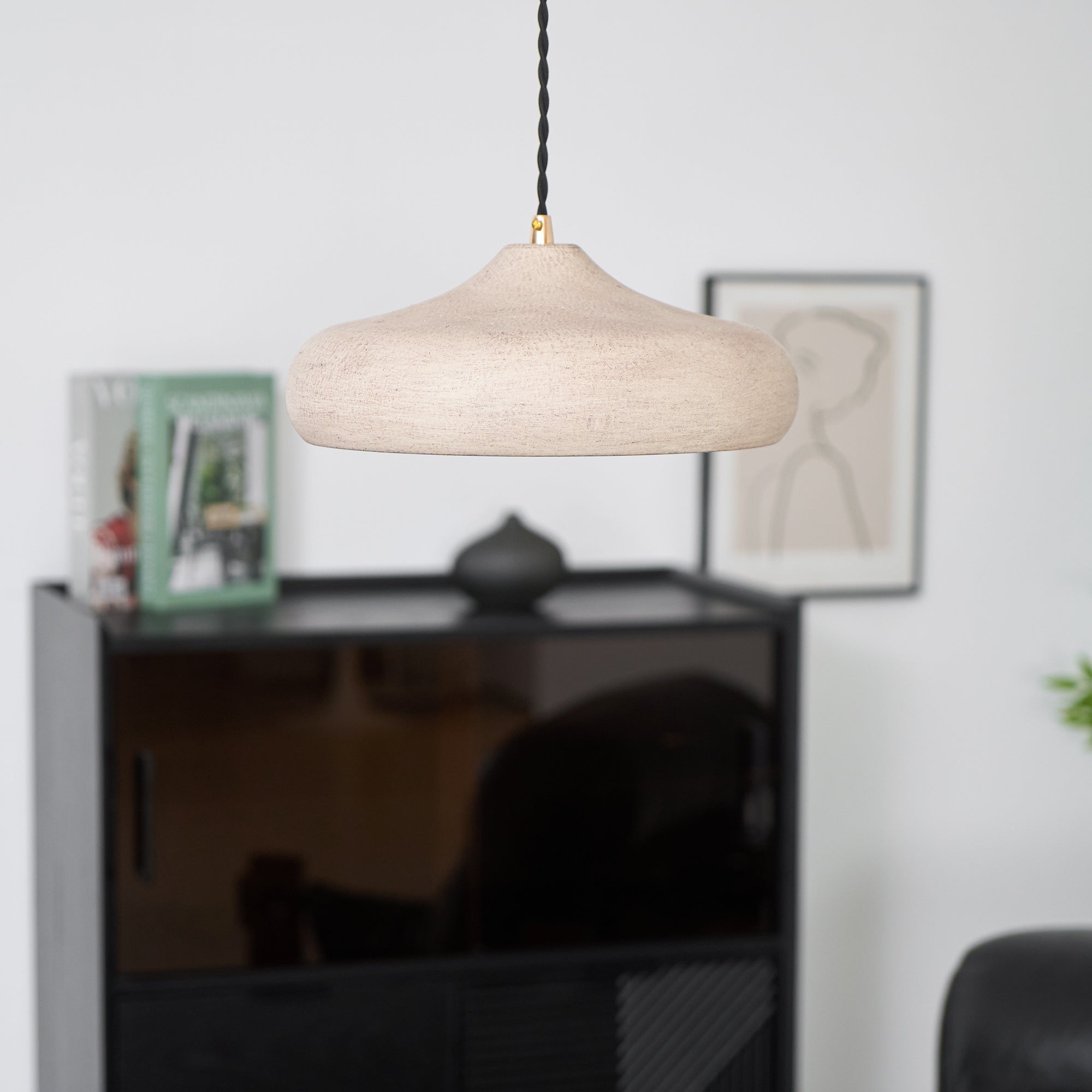 Etalyra Black Pendant Lamp