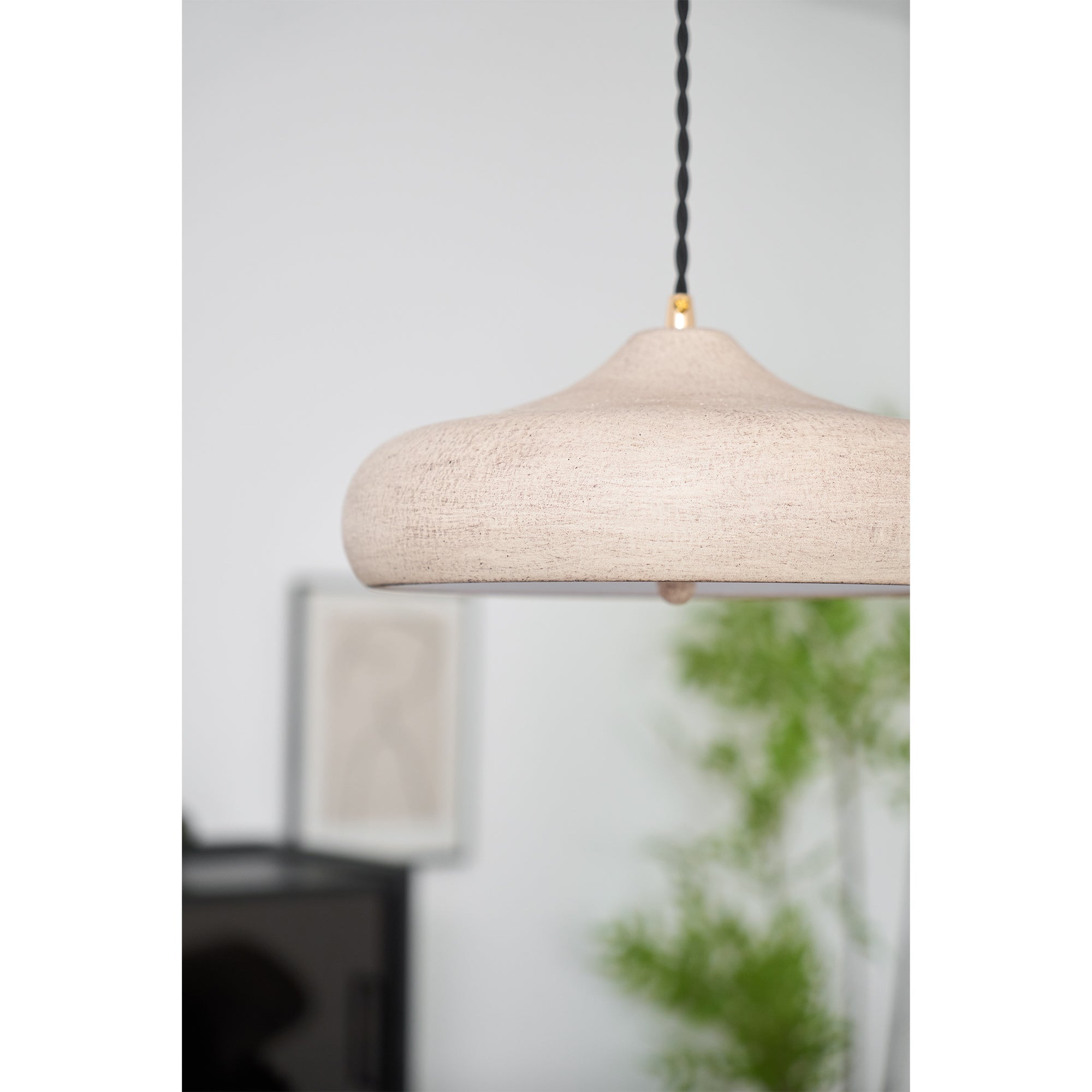 Etalyra Black Pendant Lamp