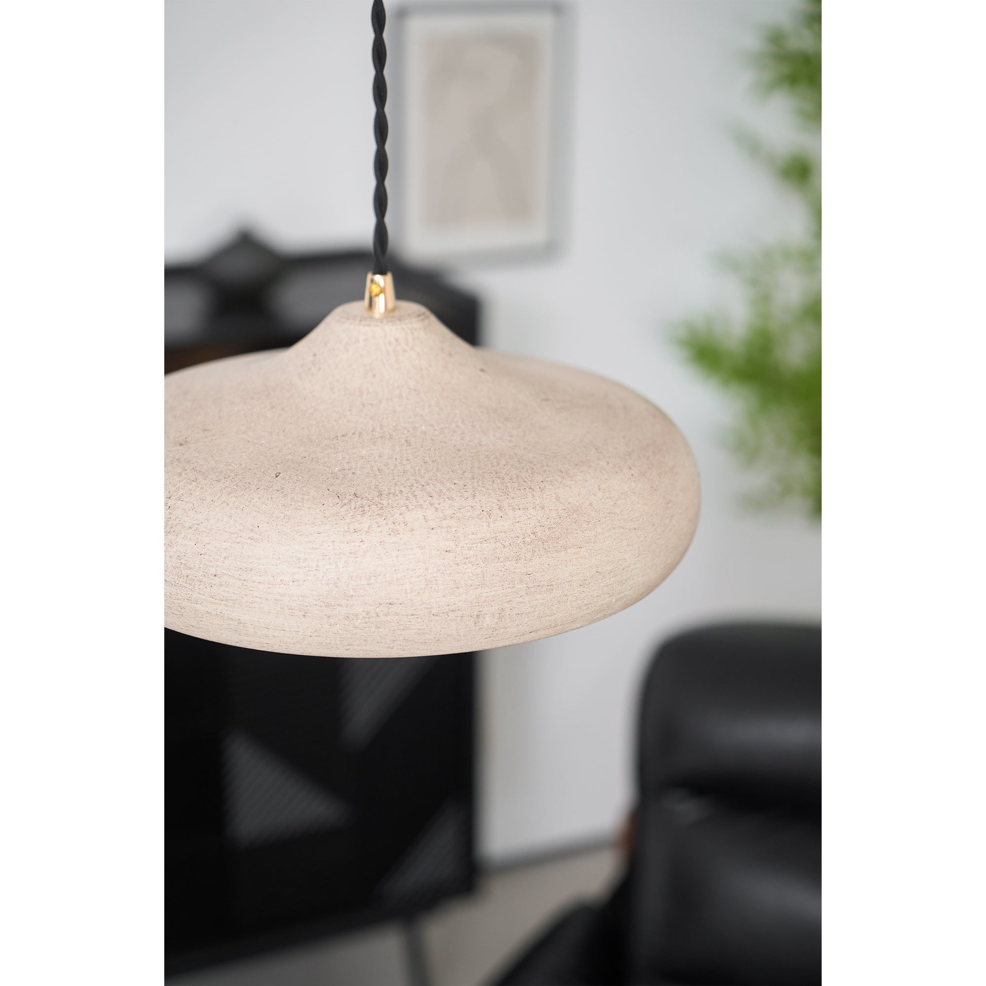 Etalyra Black Pendant Lamp