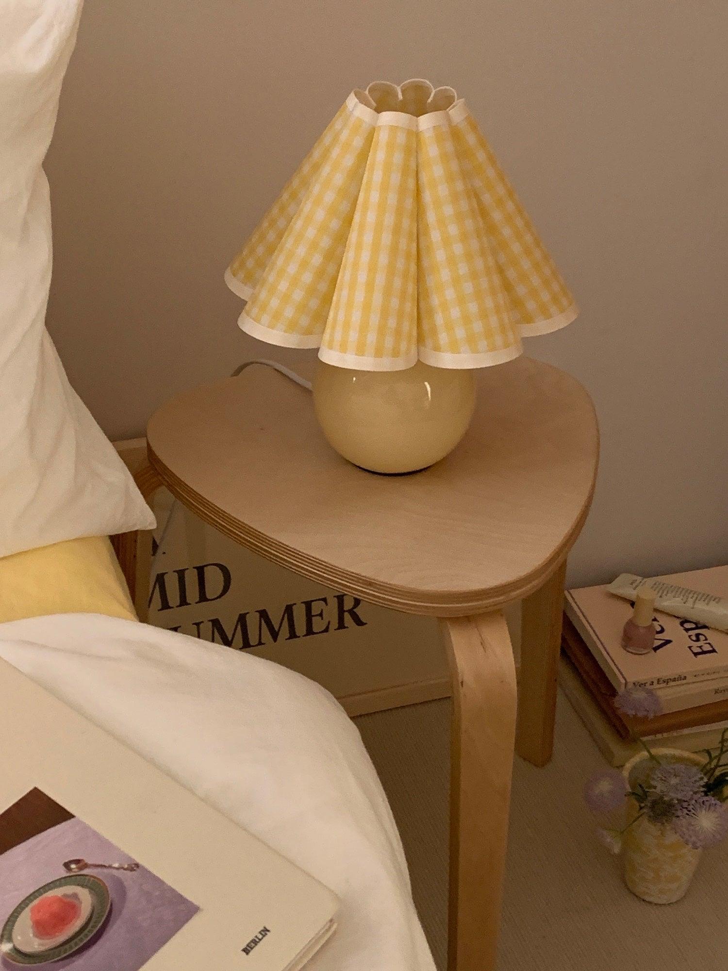 Nirixon Fabric Whimsical Table Lamp-Neutral Decor