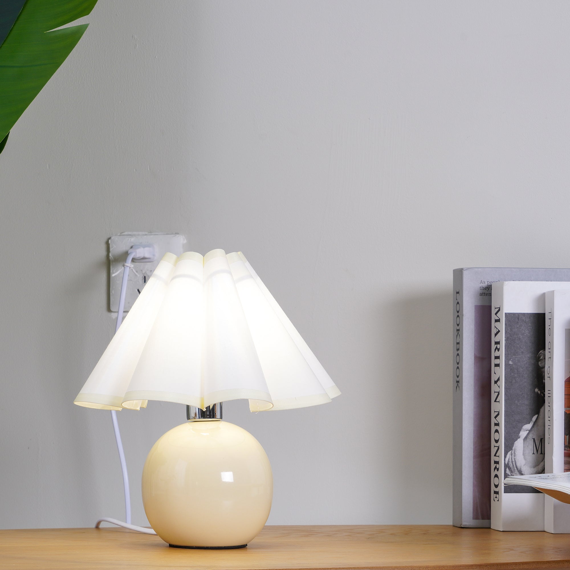 Nirixon Fabric Whimsical Table Lamp-Neutral Decor