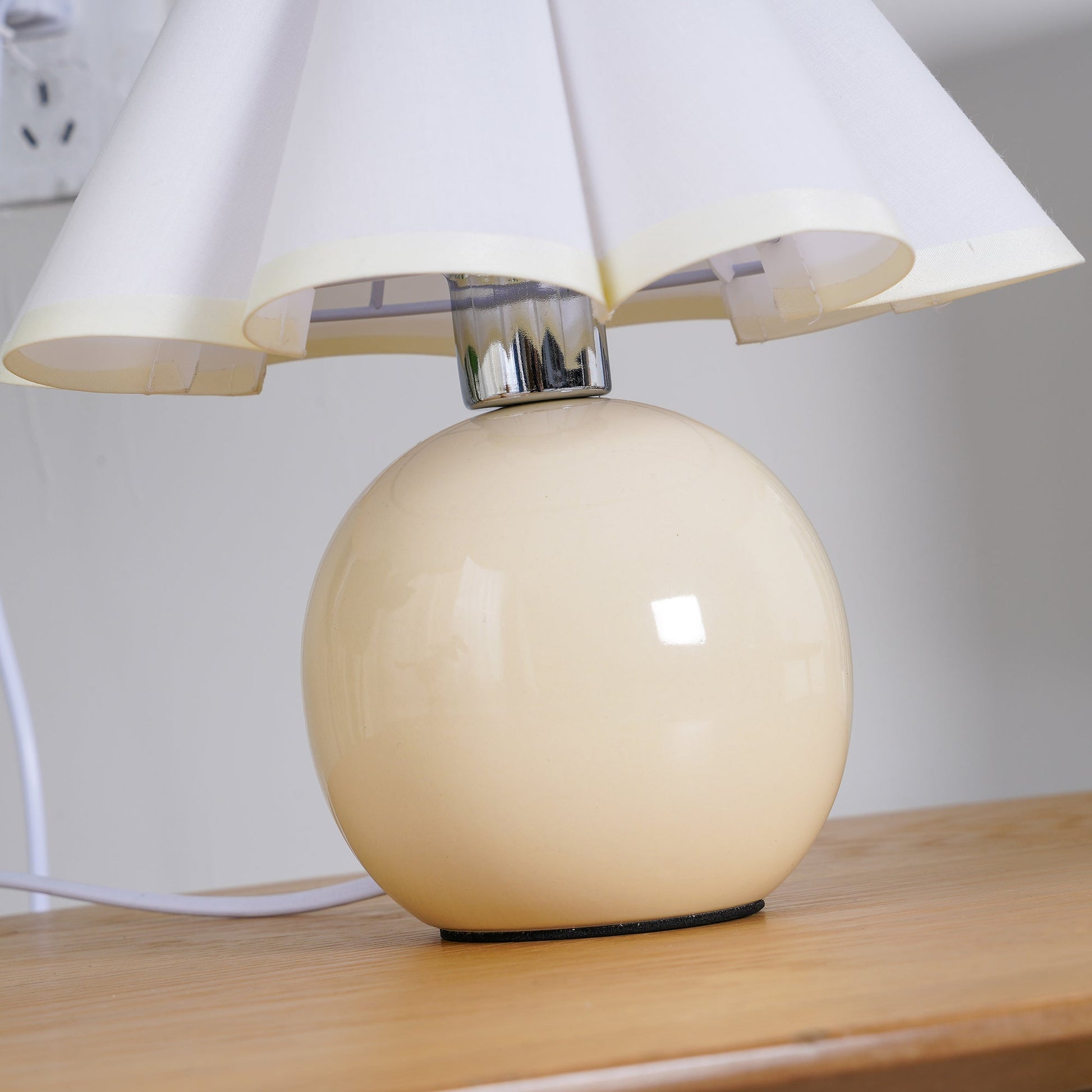 Nirixon Fabric Whimsical Table Lamp-Neutral Decor