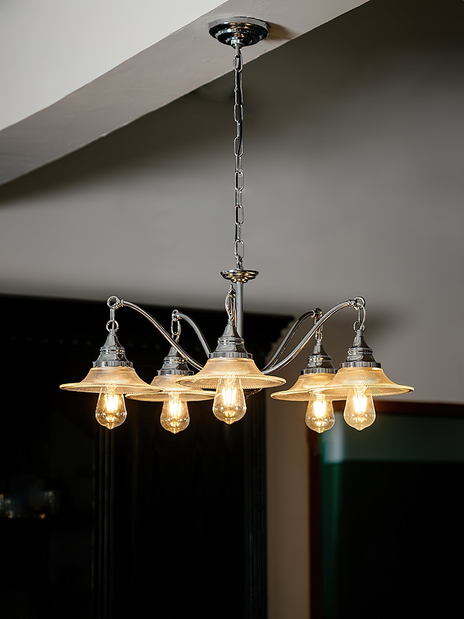 Glode Chandelier