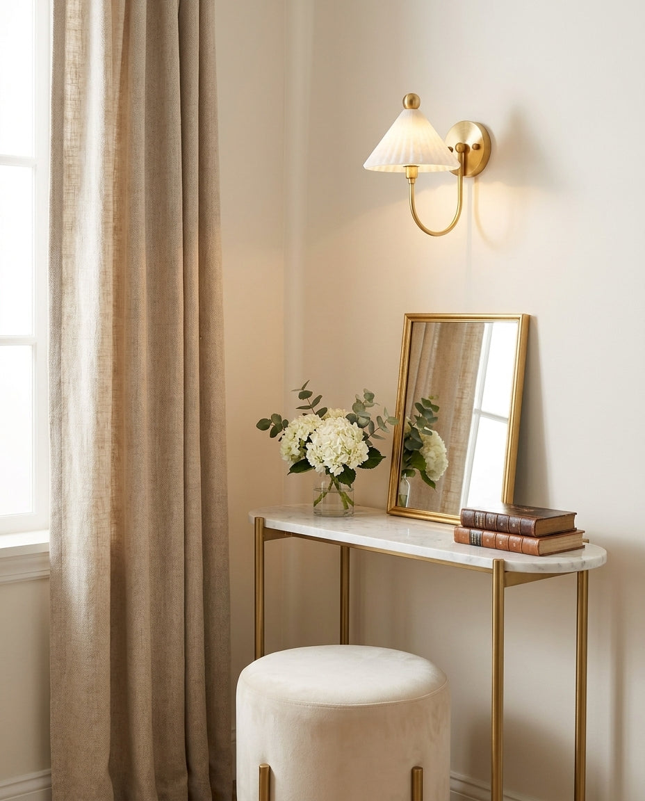 Nivuaya Alabaster Wall Sconce