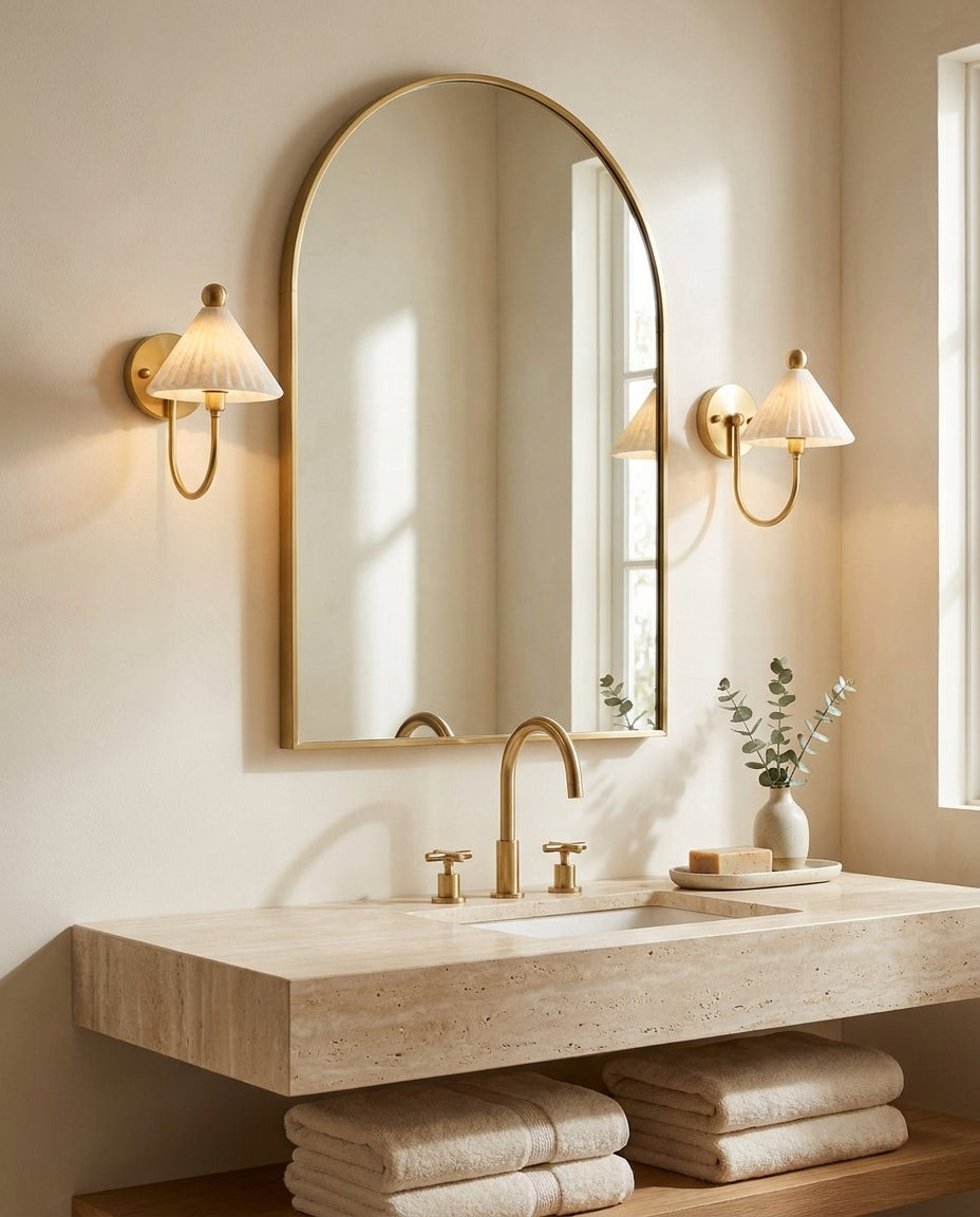 Nivuaya Alabaster Wall Sconce