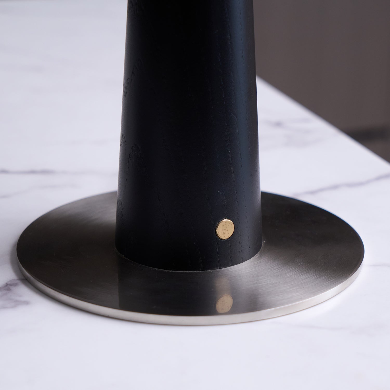 Cecilia Modern Table Lamp-Neutral Decor