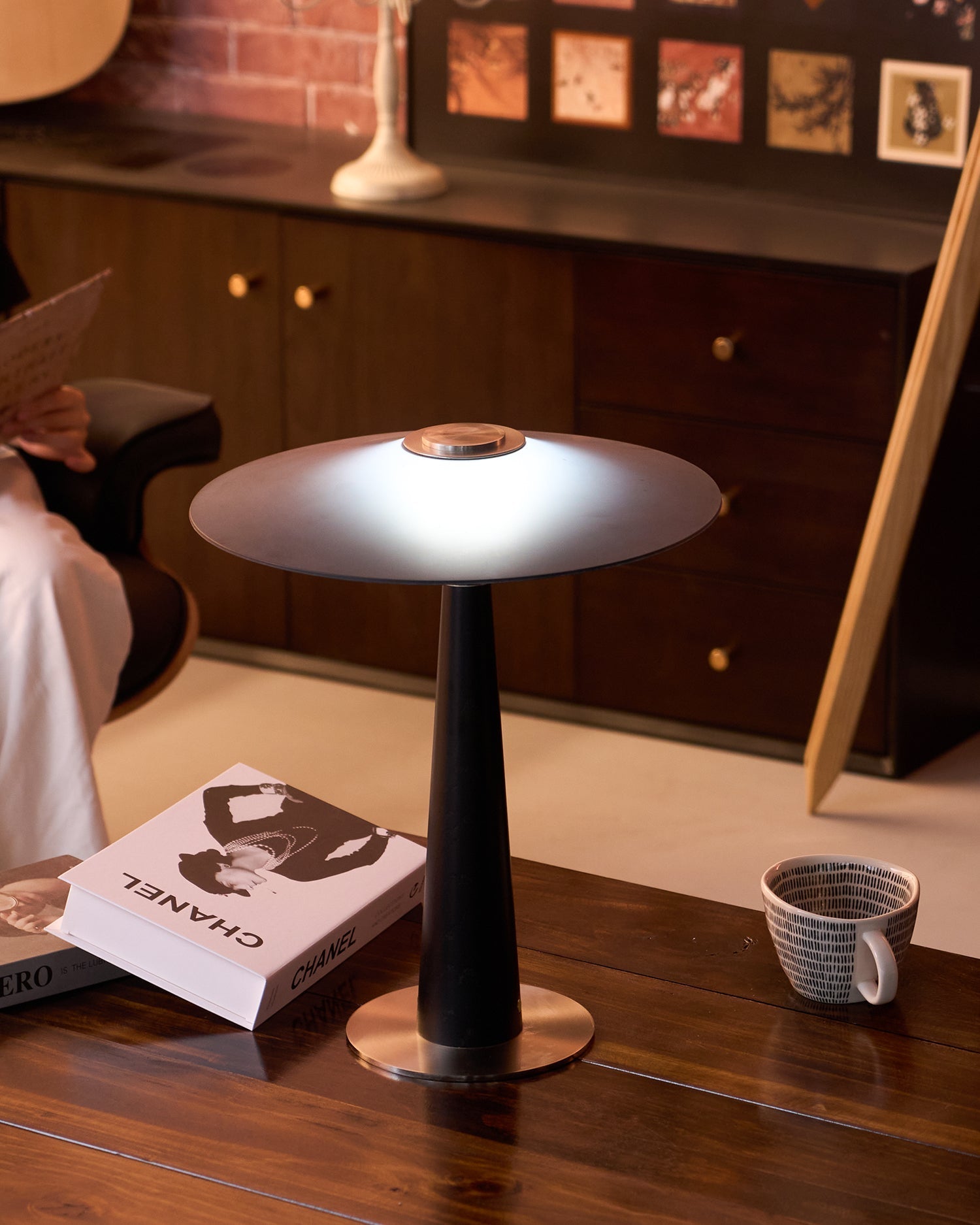 Cecilia Modern Table Lamp-Neutral Decor