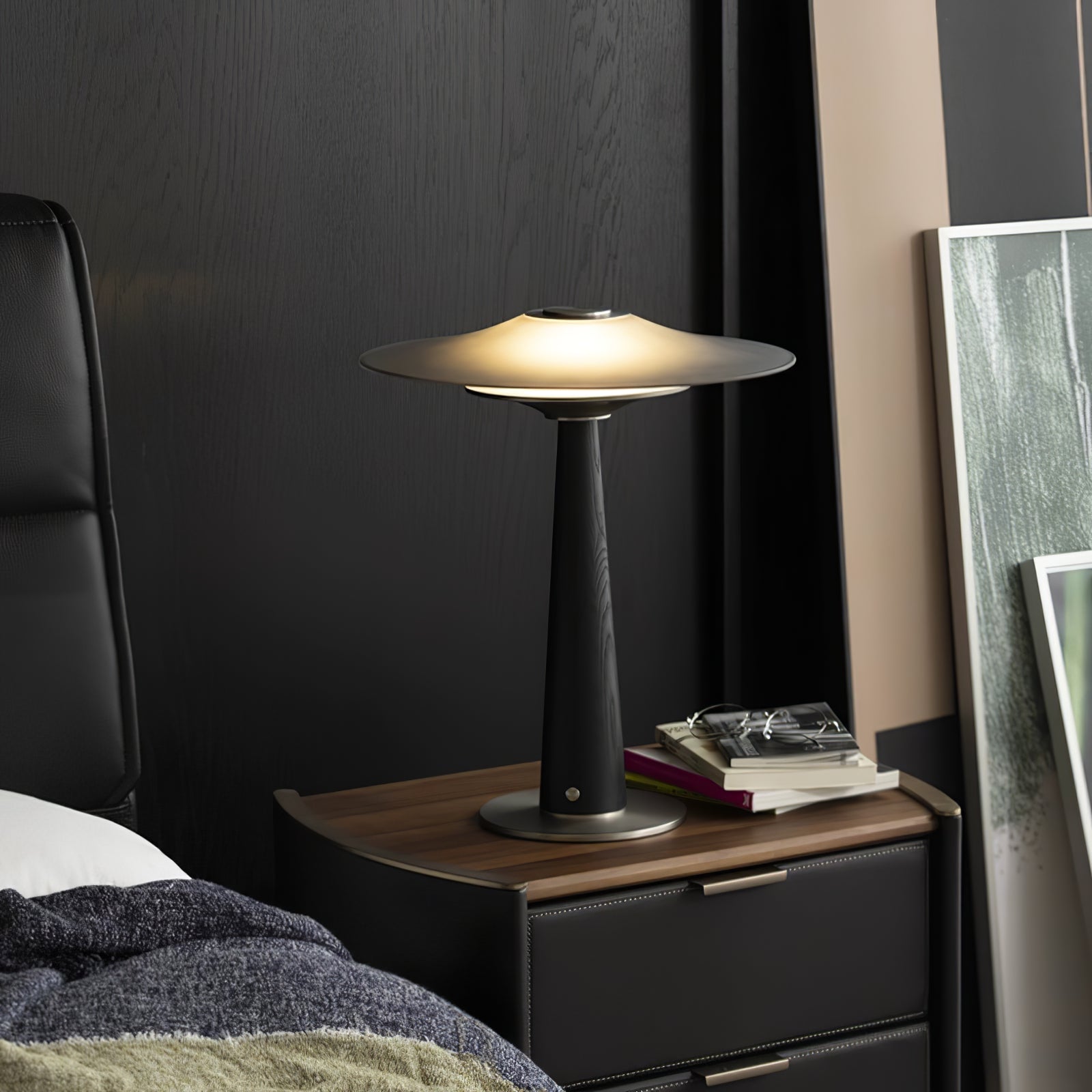 Cecilia Modern Table Lamp-Neutral Decor