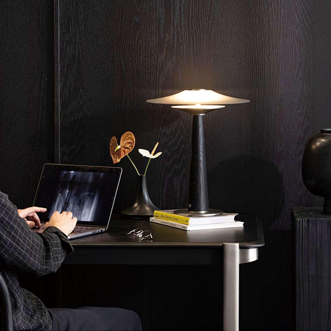 Cecilia Modern Table Lamp-Neutral Decor