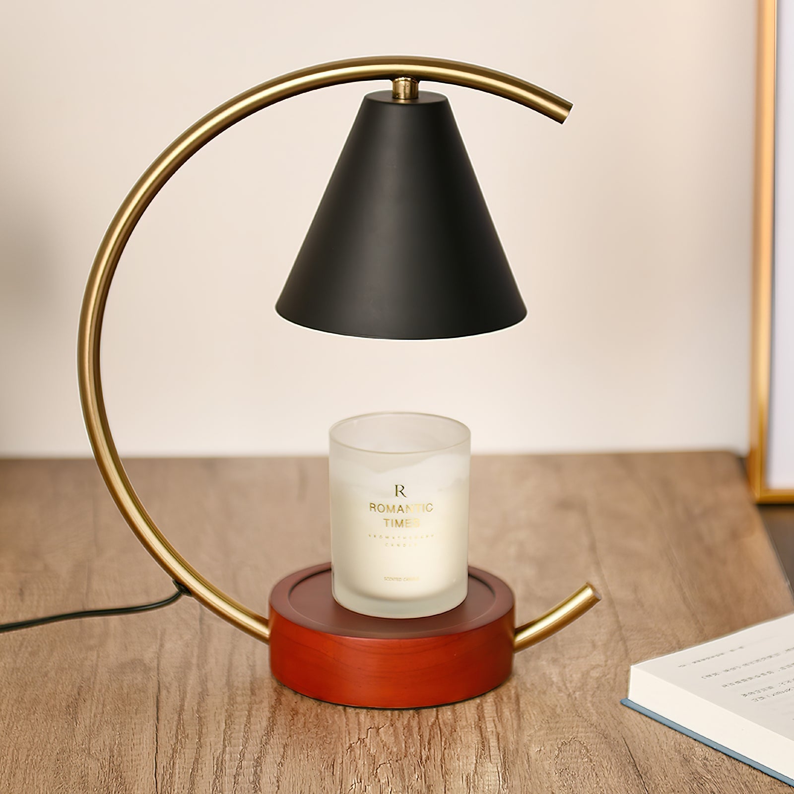 Cedric Warmer Lamp