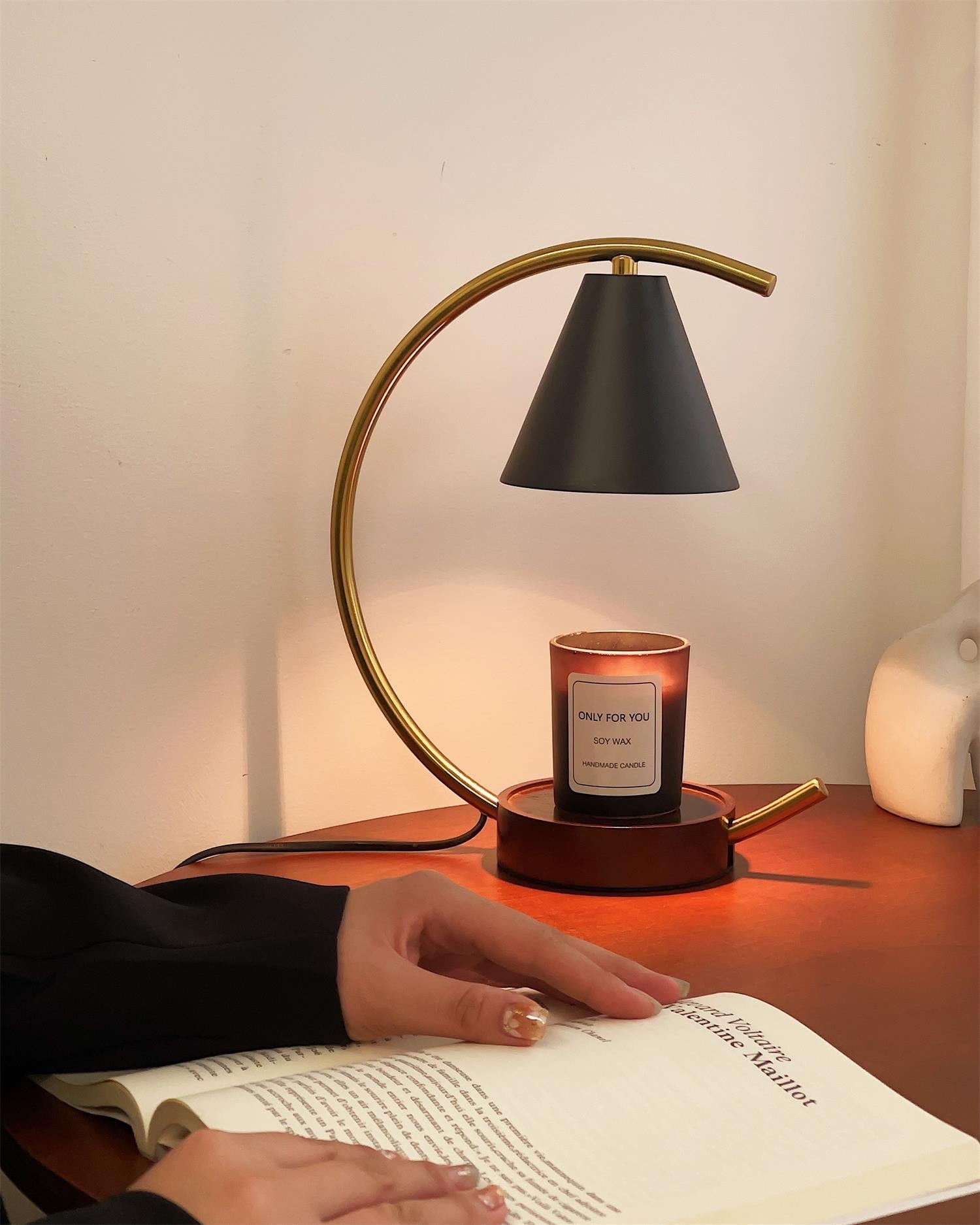Cedric Warmer Lamp