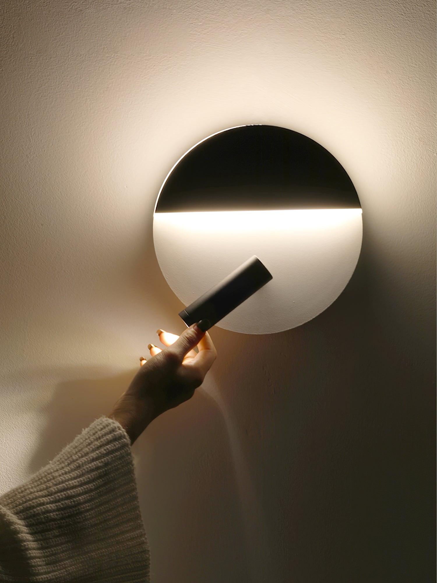 Aurnorir Wall Light-Neutral Decor