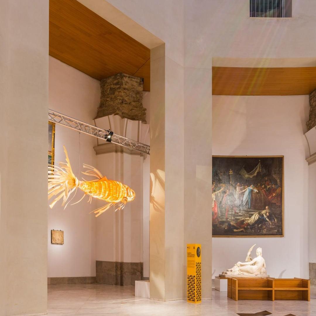 Faelor Chandelier Wooden Fish Handmade-Neutral Decor