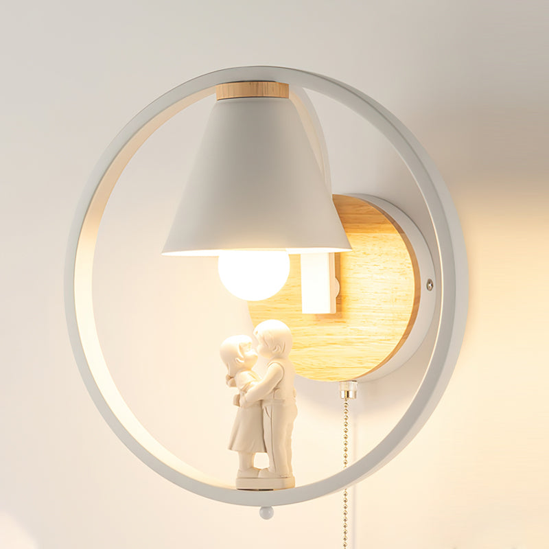 Kona Wall Light