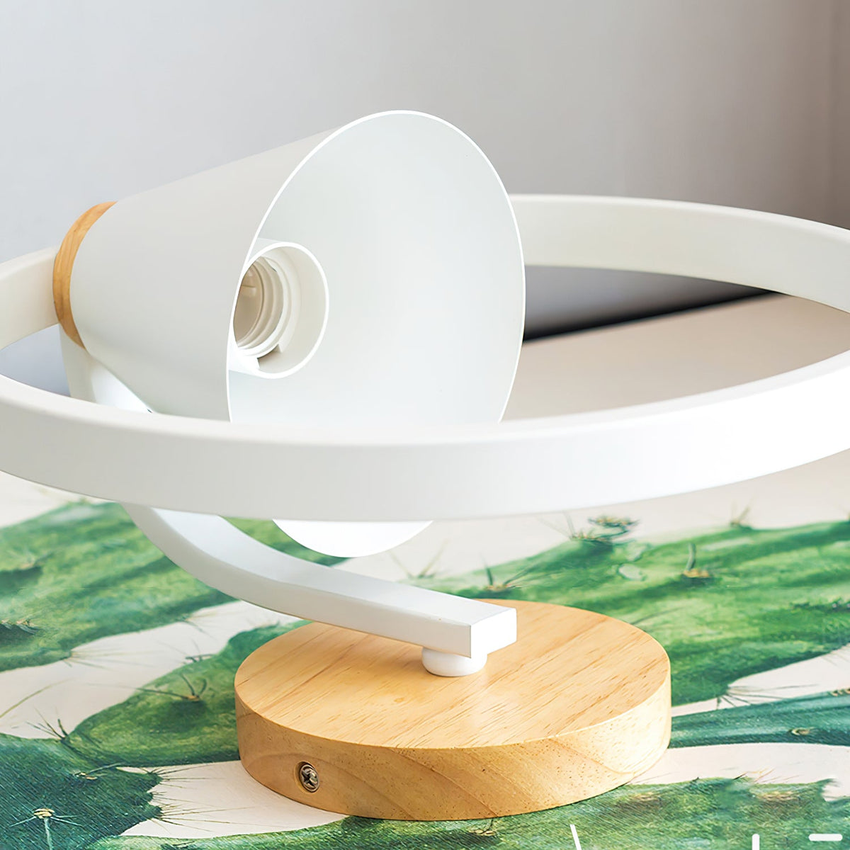 Kona Wall Light