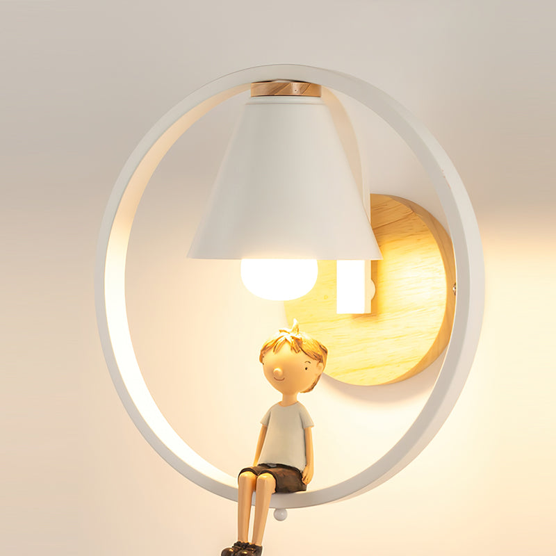 Kona Wall Light