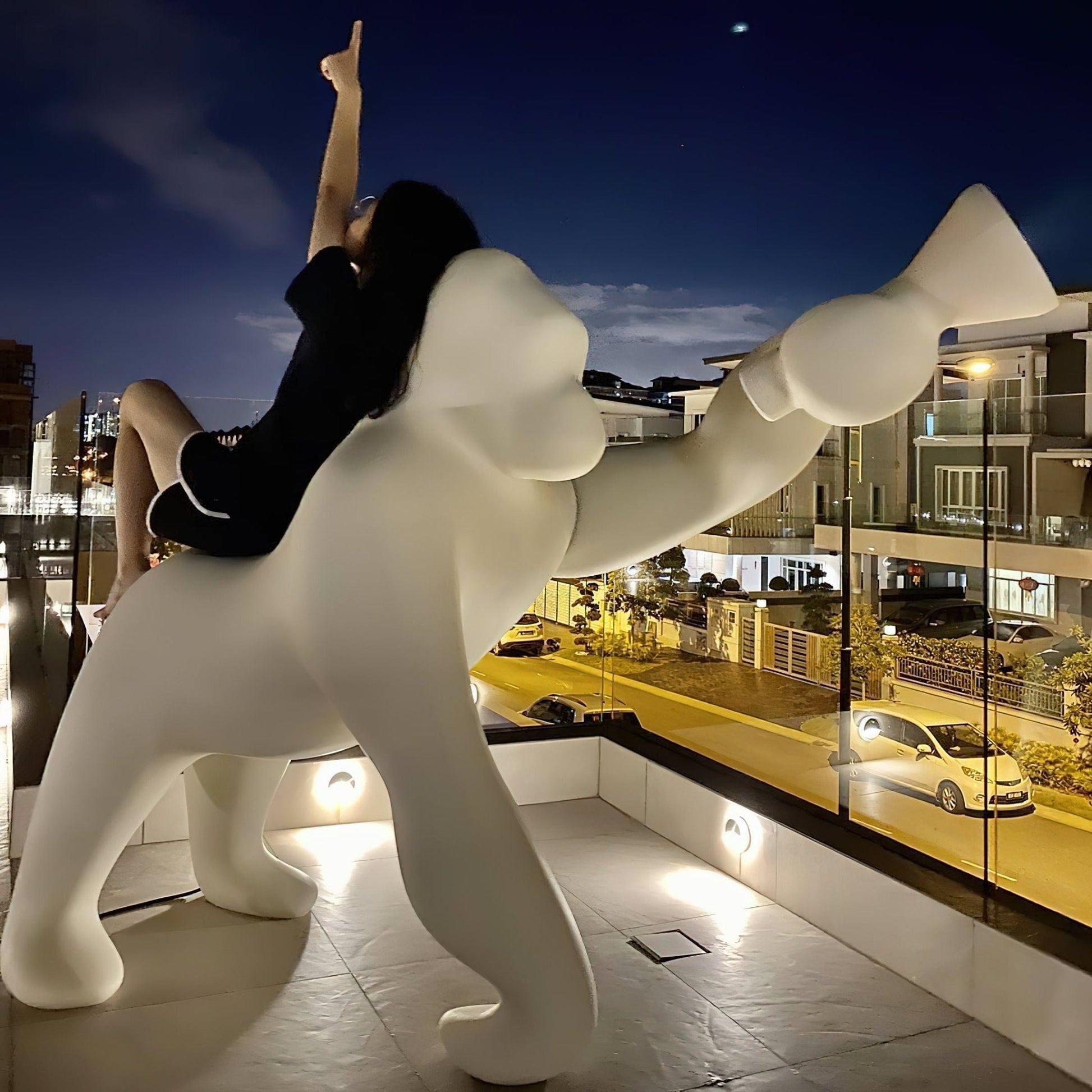 Zasolil Artistic Resin Gorilla Floor Lamp-Neutral Decor