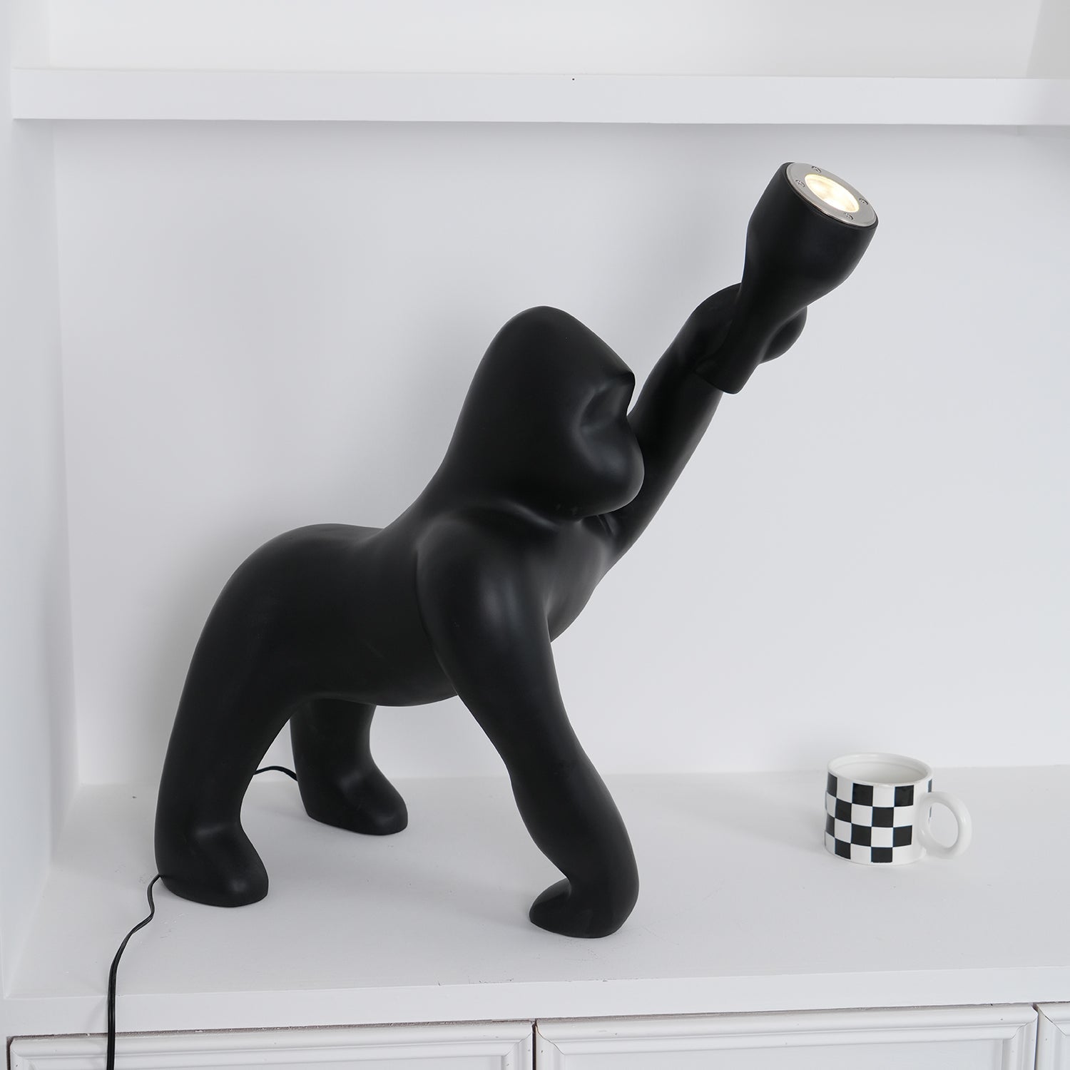 Zasolil Artistic Resin Gorilla Floor Lamp-Neutral Decor