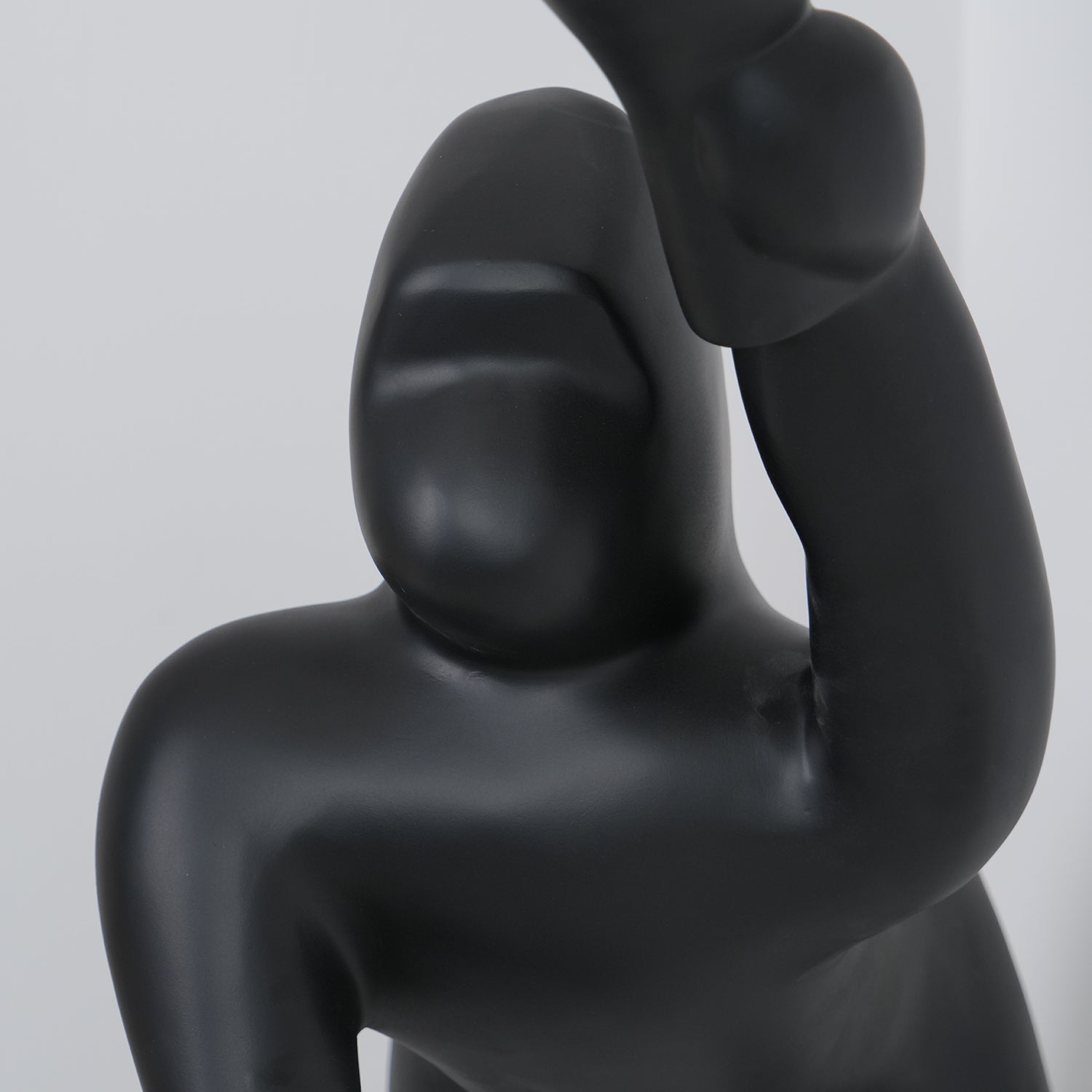 Zasolil Artistic Resin Gorilla Floor Lamp-Neutral Decor