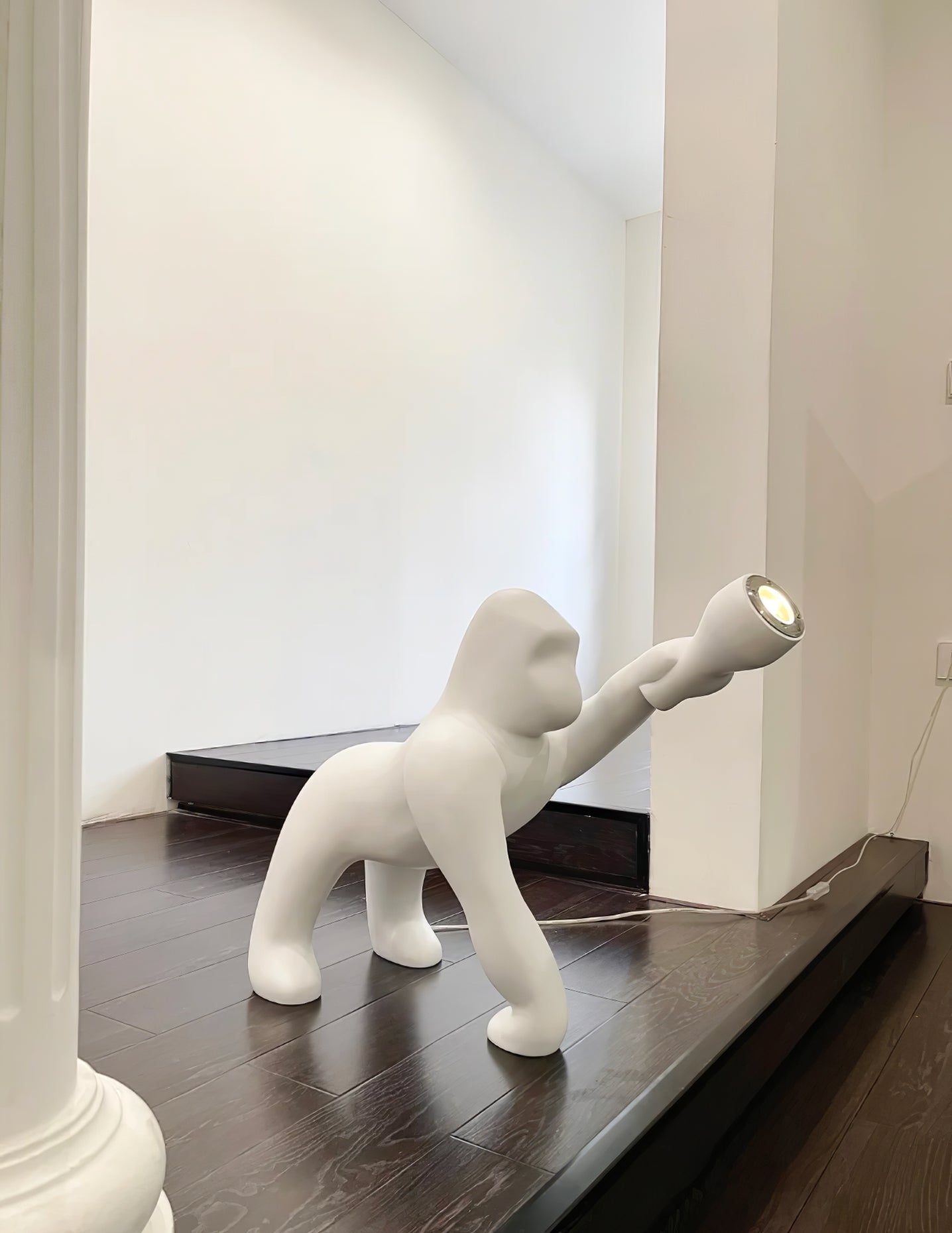 Zasolil Artistic Resin Gorilla Floor Lamp-Neutral Decor