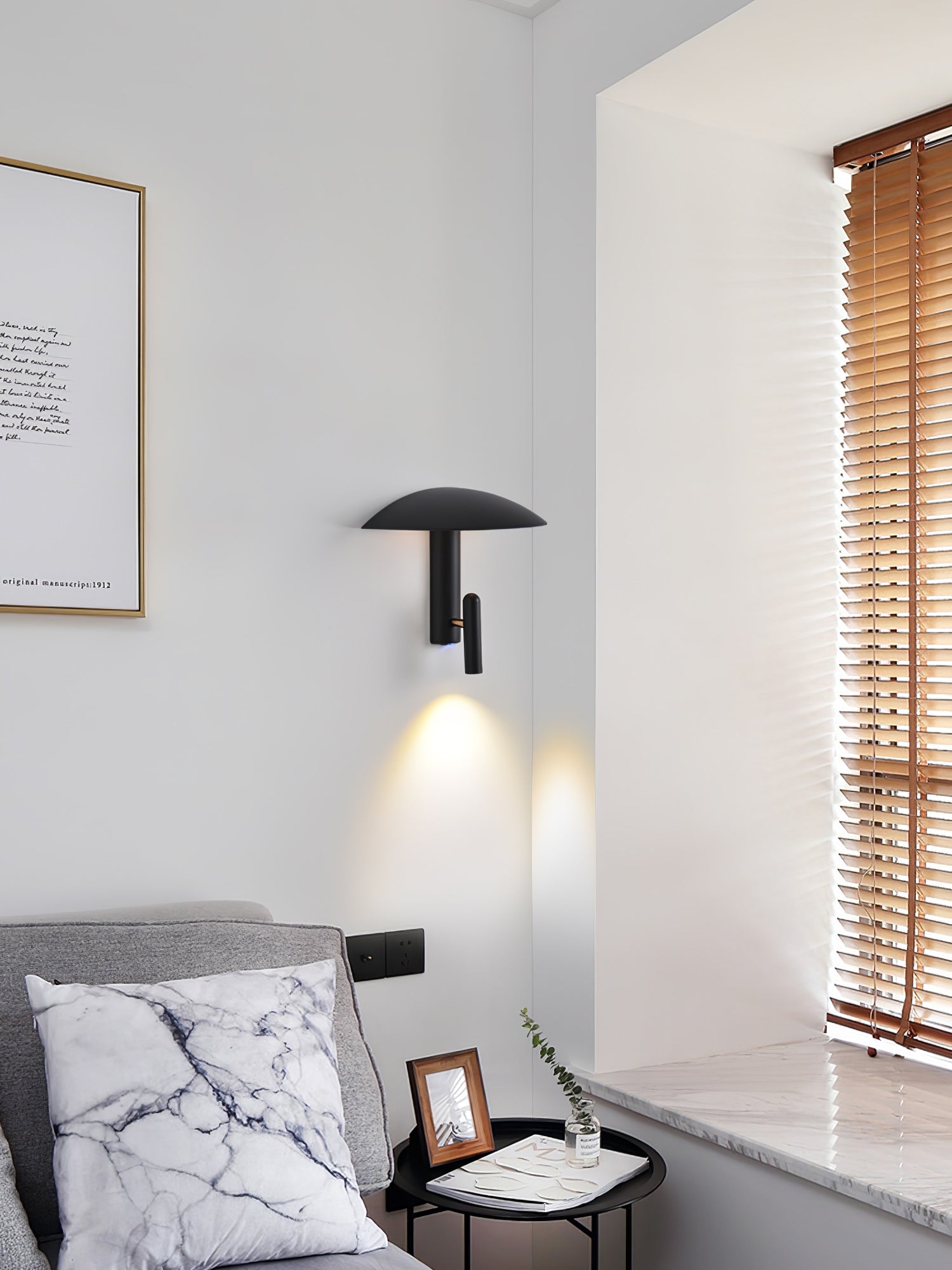 Seloza Modern Minimalist Wall Lamp-Neutral Decor