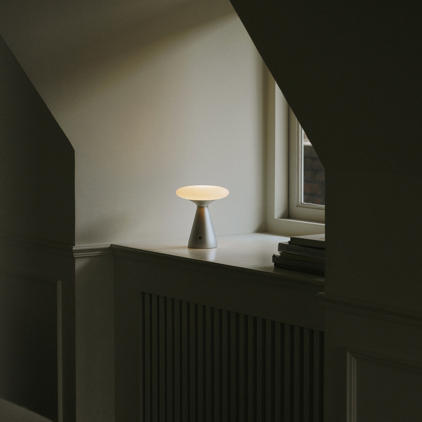 Vera Table Lamp