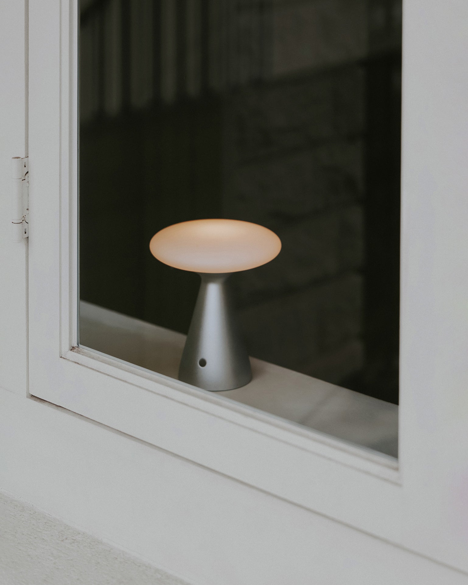 Vera Table Lamp