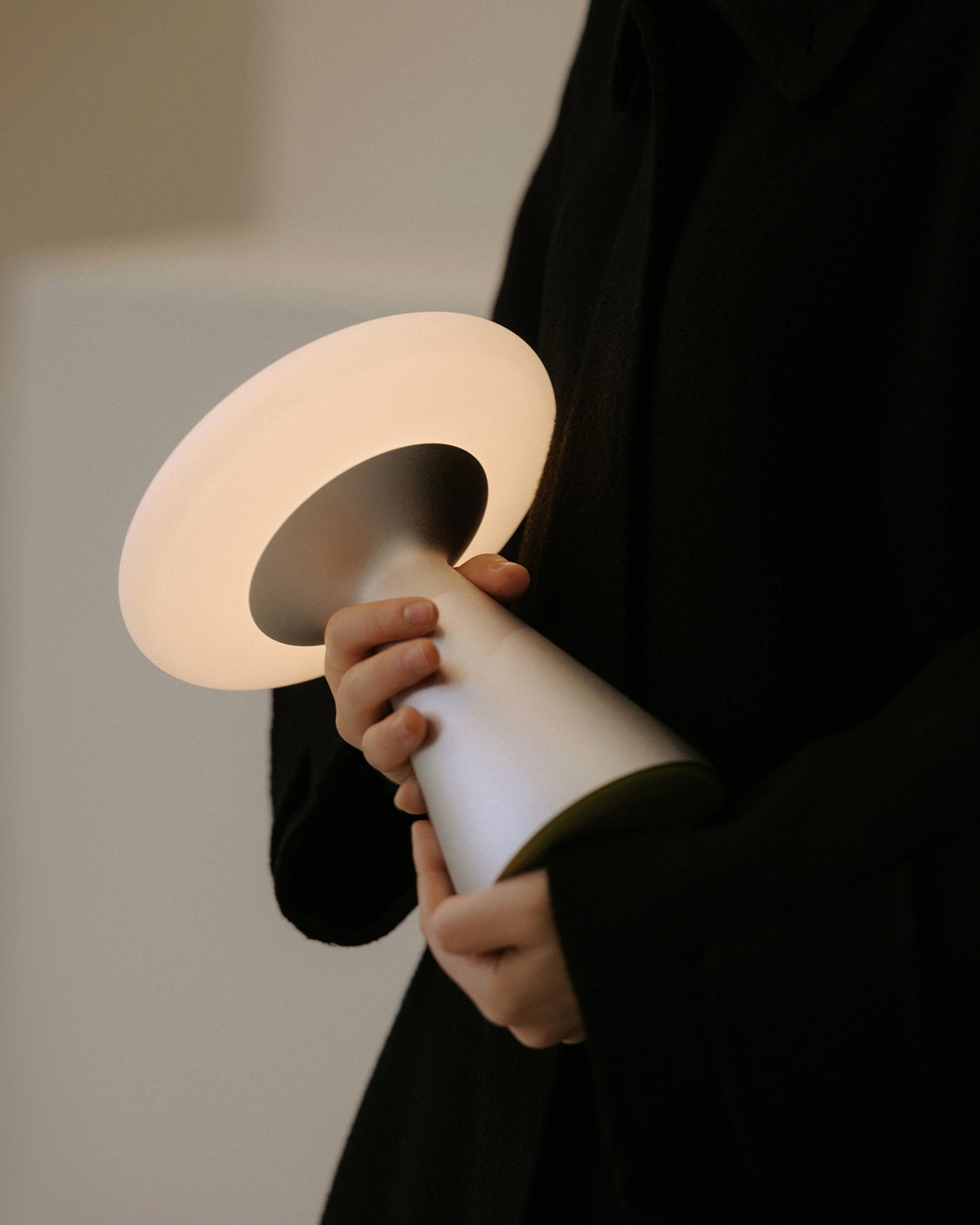 Vera Table Lamp