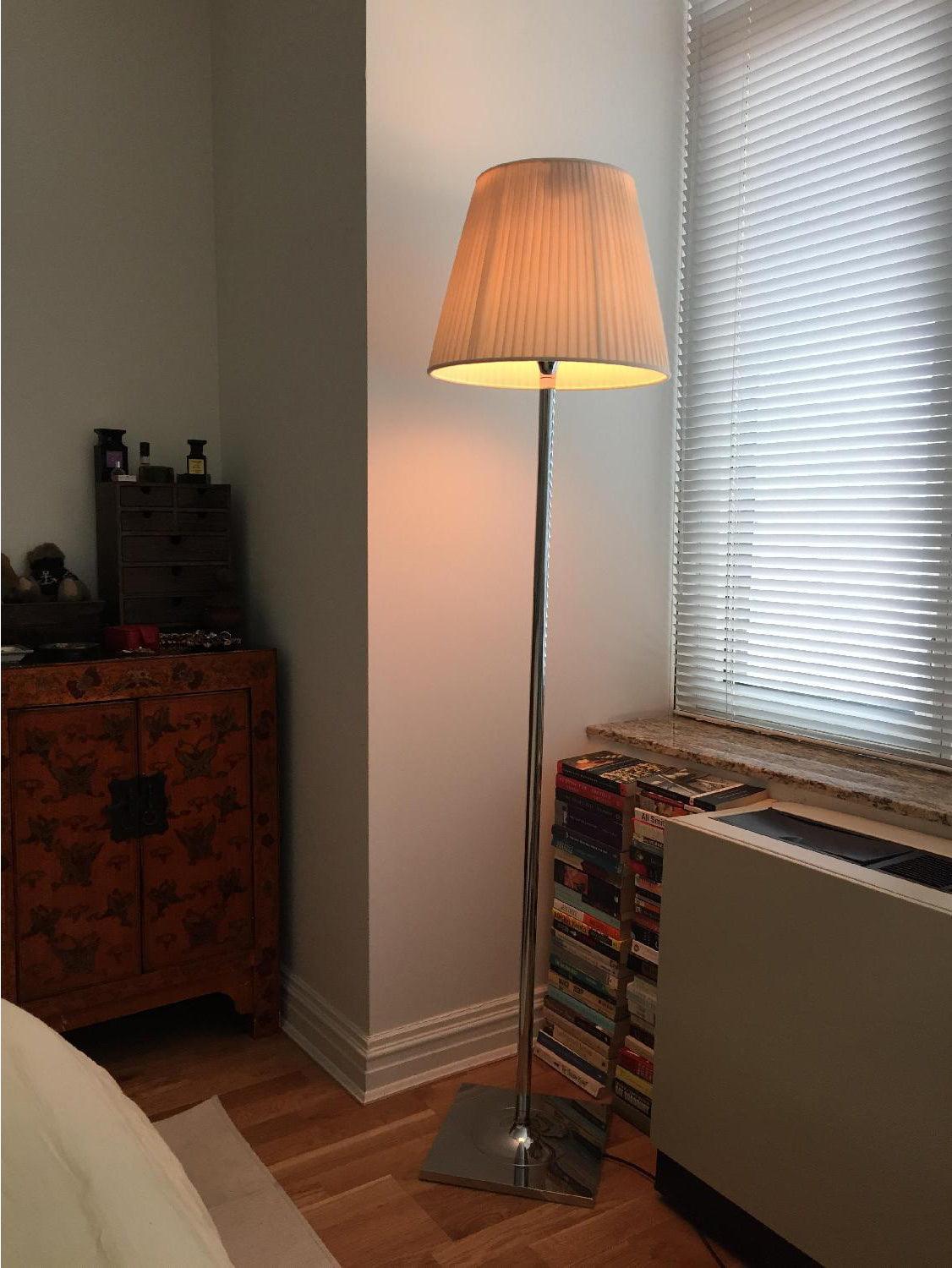 Garlan Modern Acrylic Floor Lamp-Neutral Decor