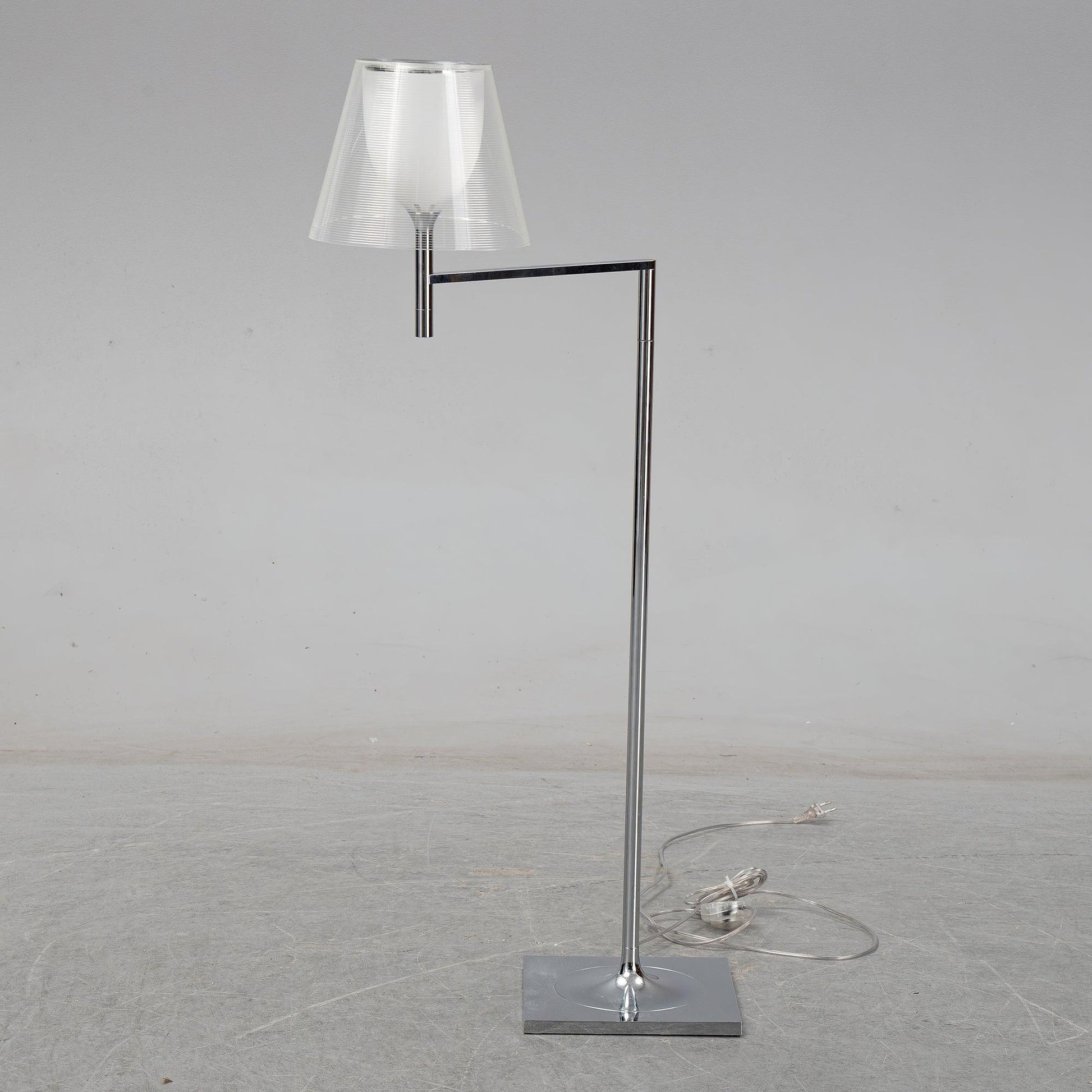 Aquris Minimalist Floor Lamp-Neutral Decor