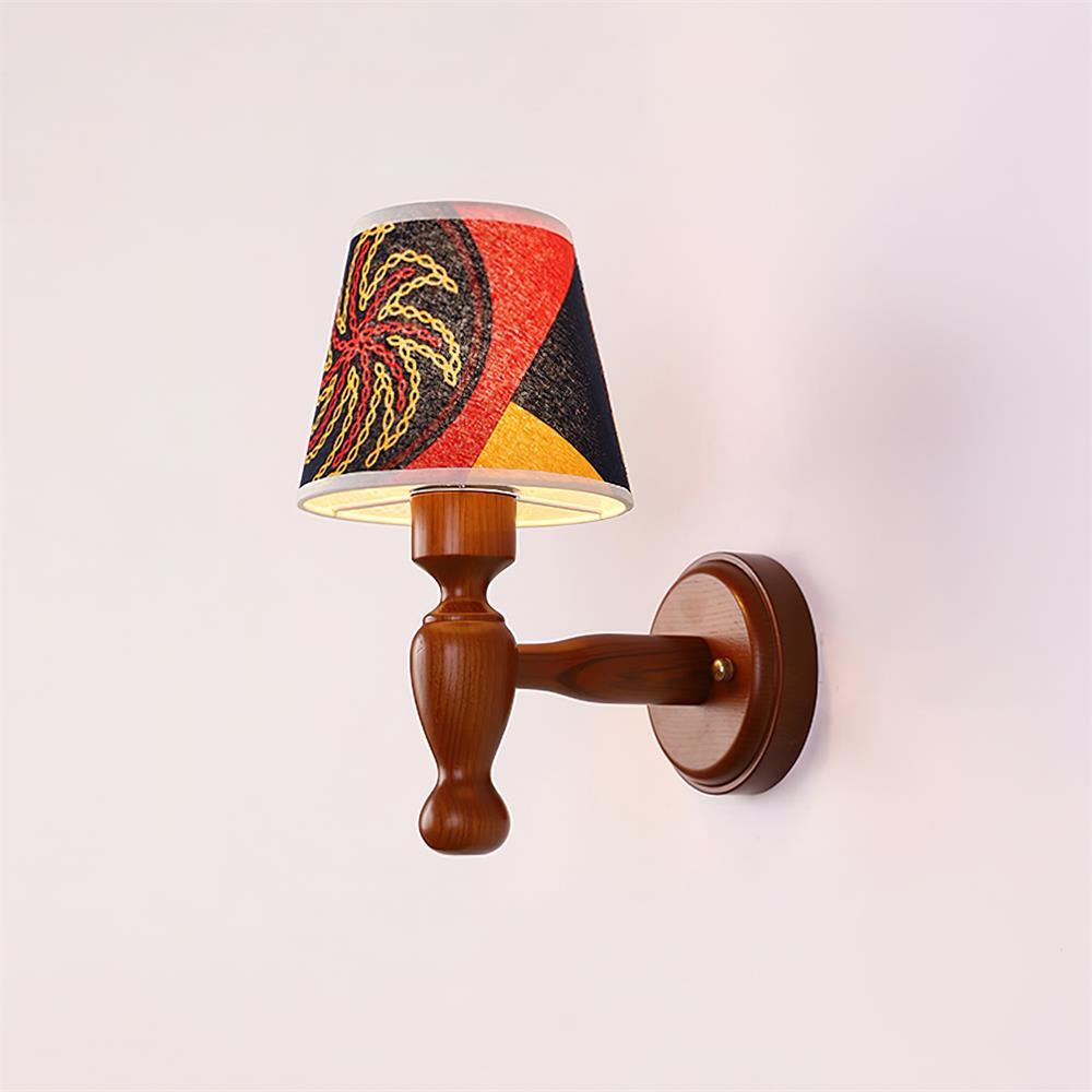 Mapleleaf Wooden Wall Lamp