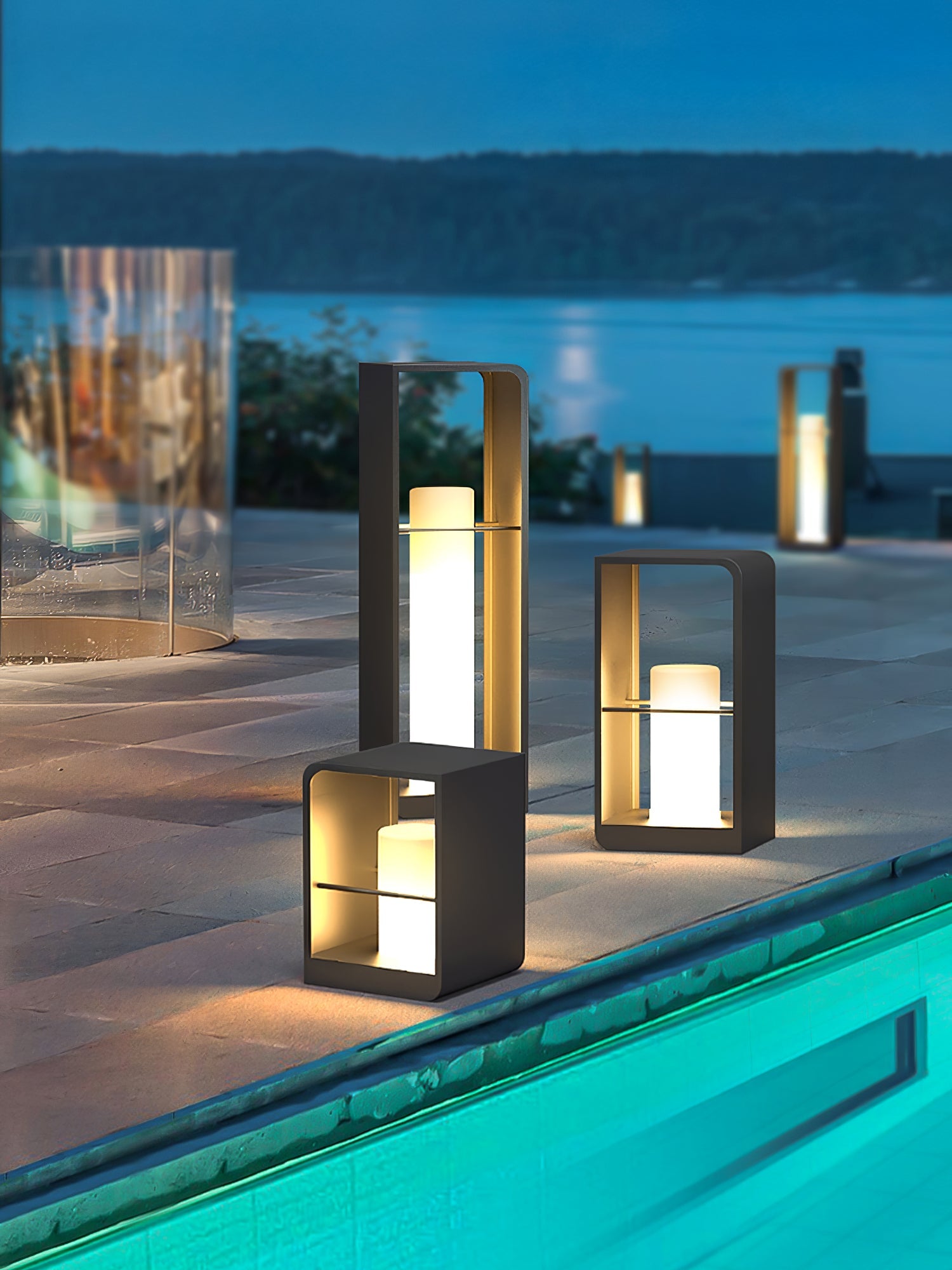 Poppy Minimalist Outdoor Light-Neutral Decor