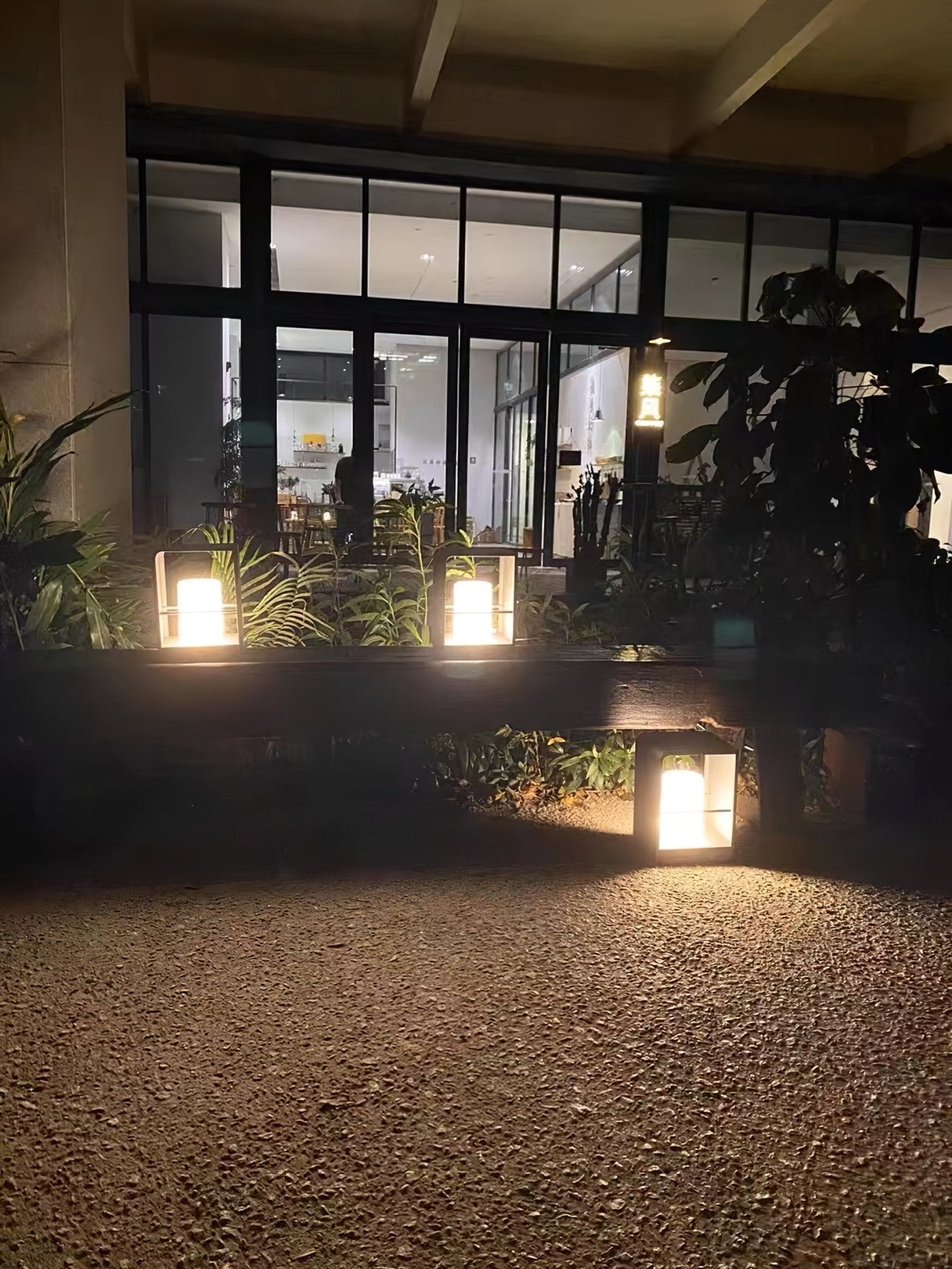 Cian Modern Outdoor Light-Neutral Decor