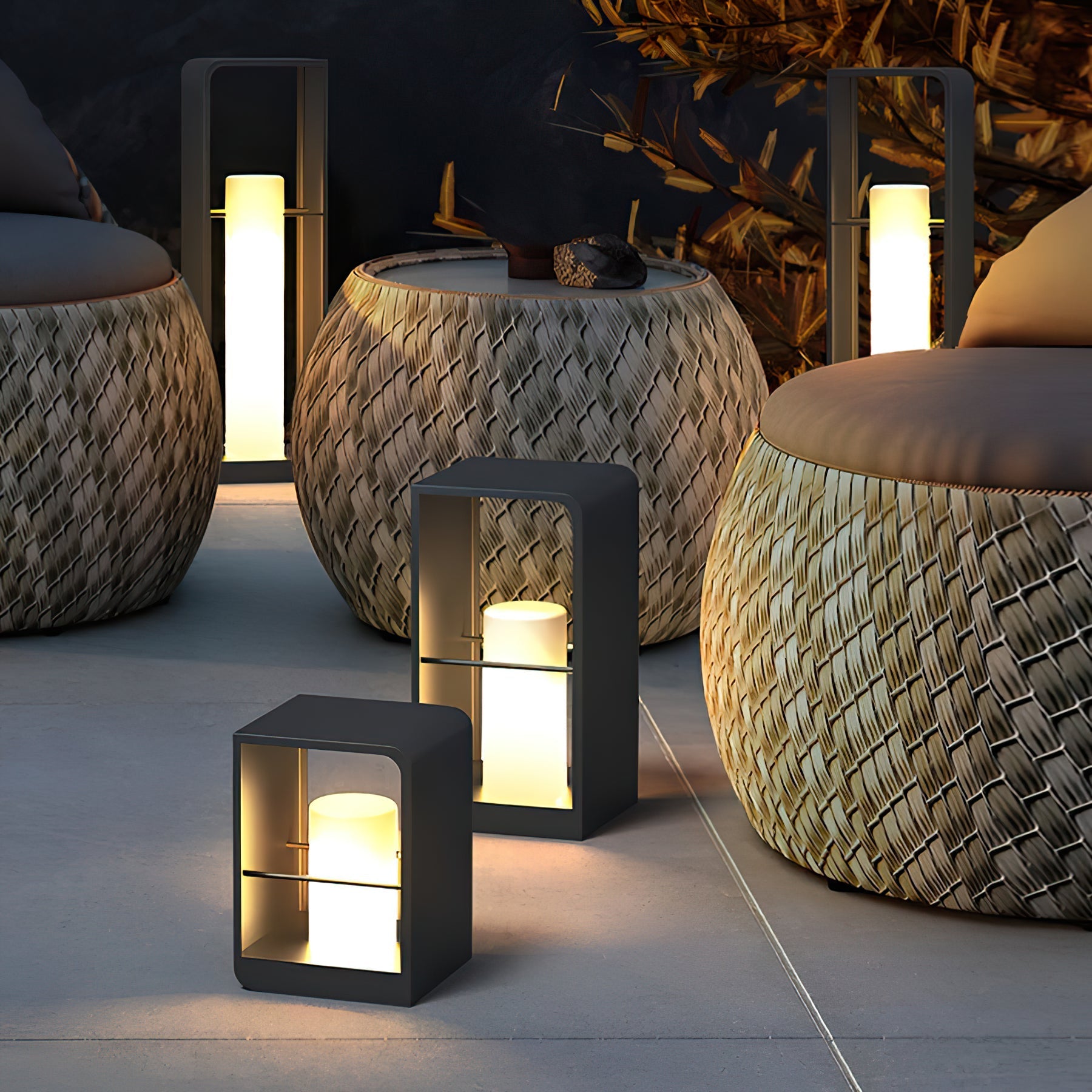 Poppy Minimalist Outdoor Light-Neutral Decor