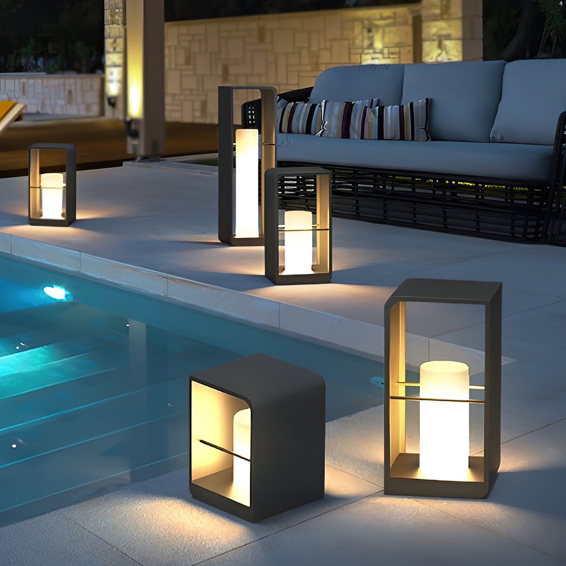 Poppy Minimalist Outdoor Light-Neutral Decor