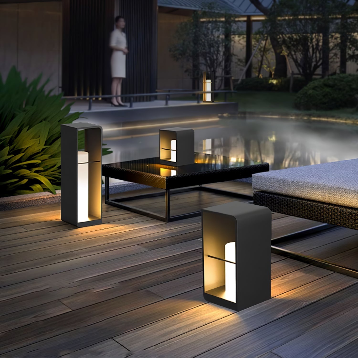 Poppy Minimalist Outdoor Light-Neutral Decor
