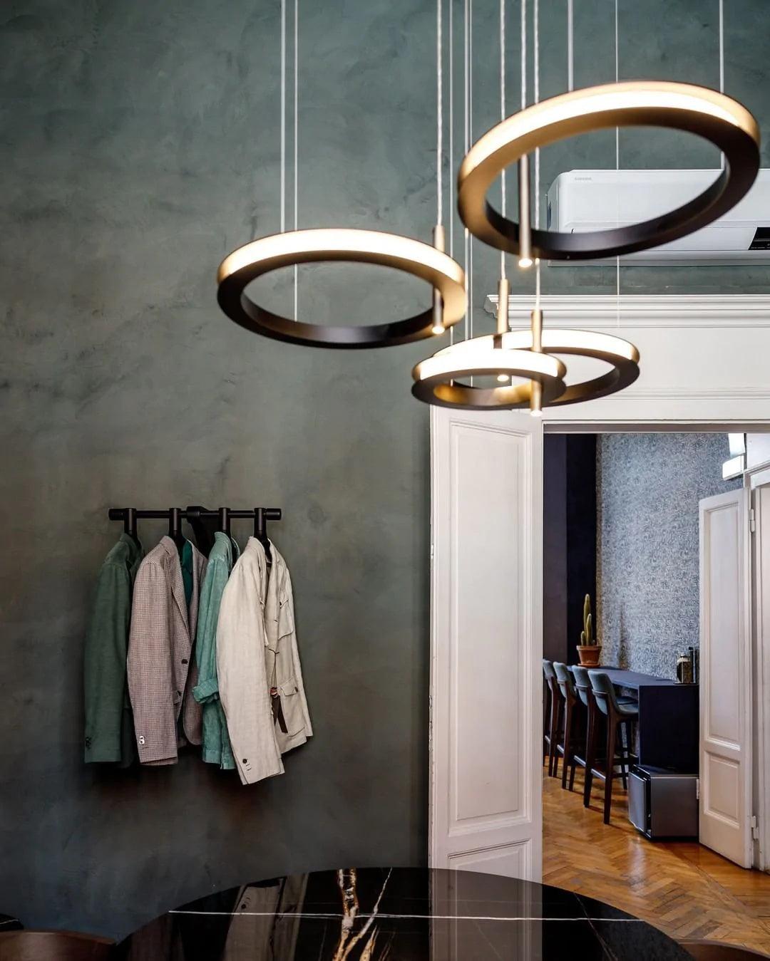 Vildes Chandelier Ring Layered Minimalist-Neutral Decor