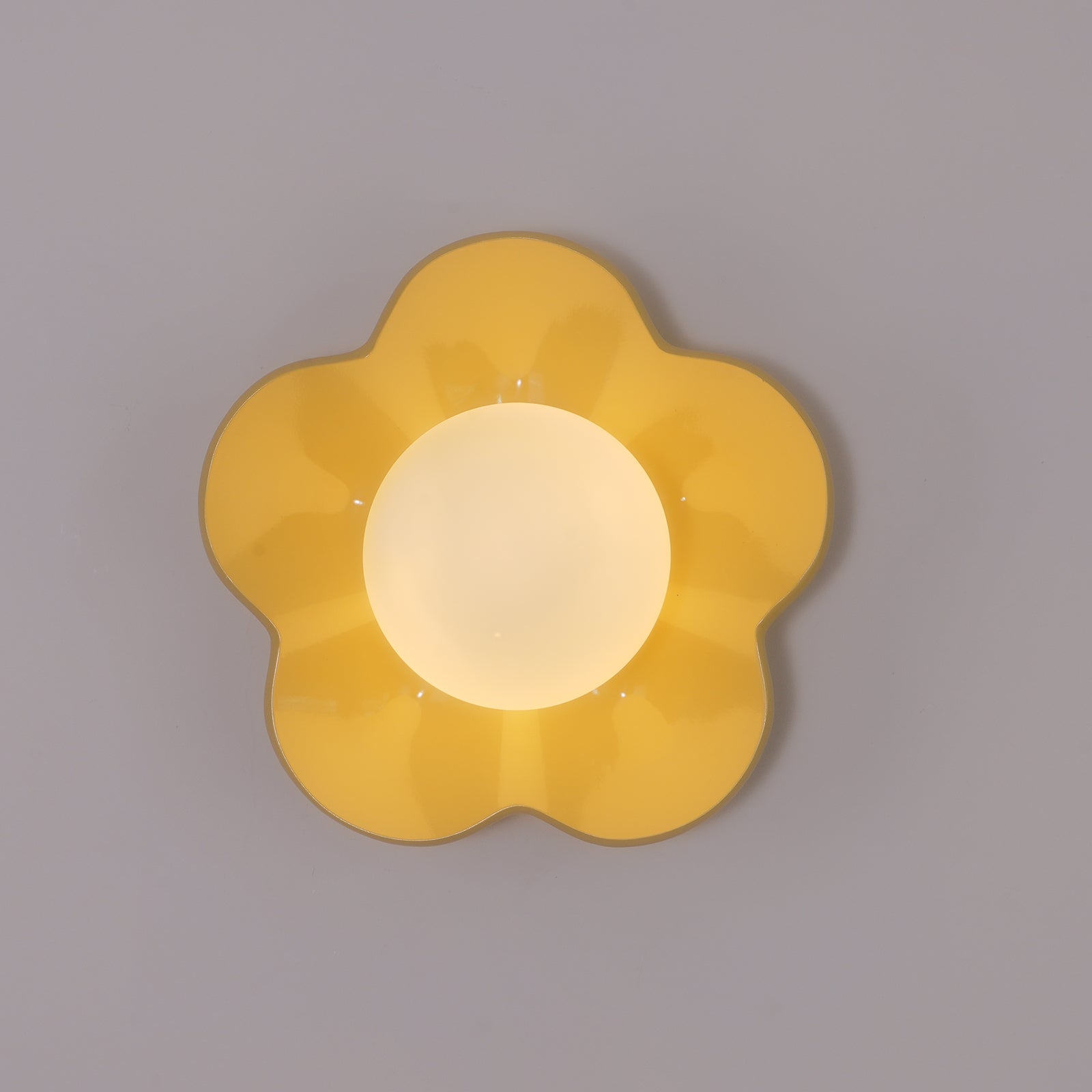 Arcore Resin Playful Wall Lamp-Neutral Decor