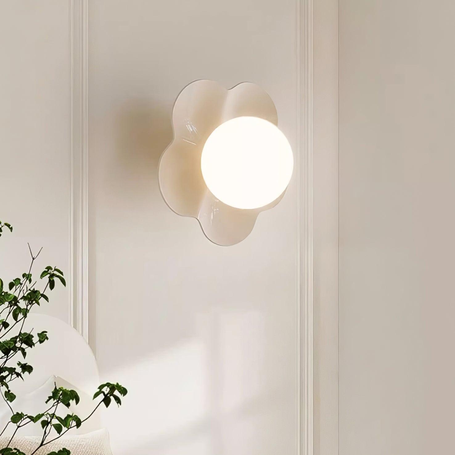 Arcore Resin Playful Wall Lamp-Neutral Decor